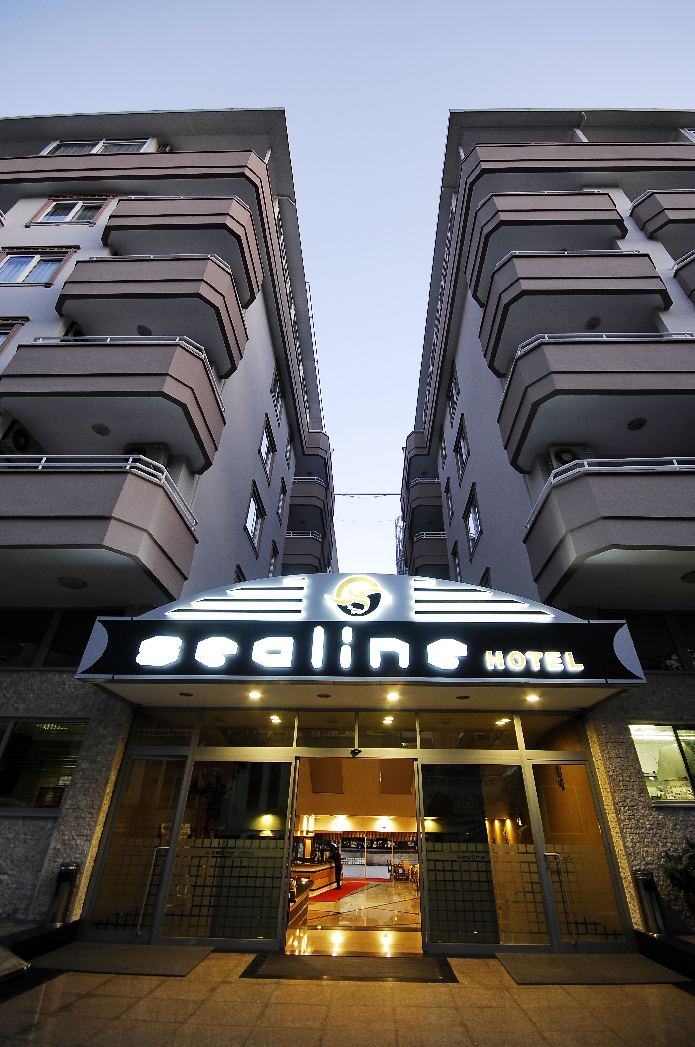 Sealine Hotel - фото
