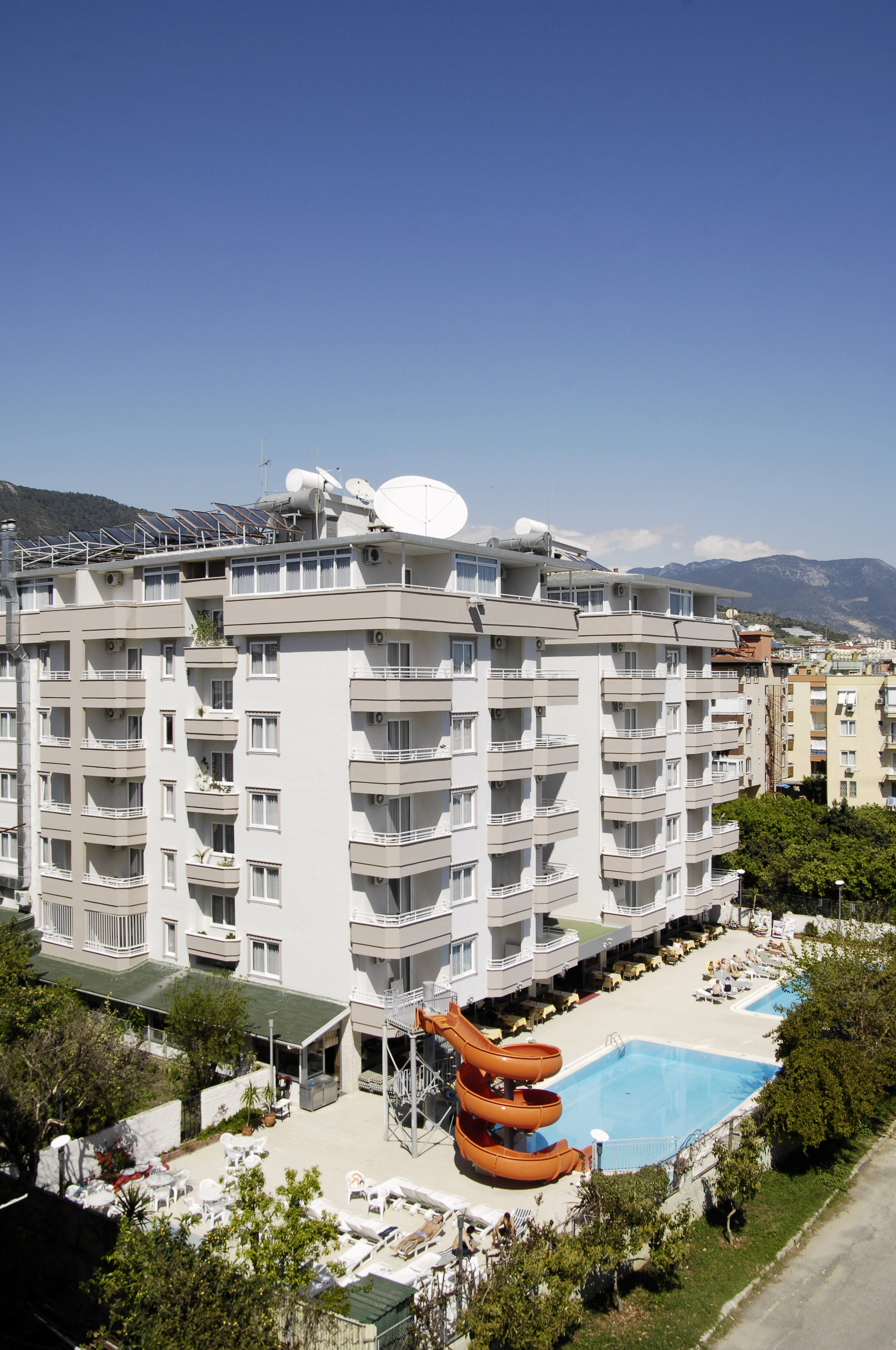 Sealine Hotel - фото