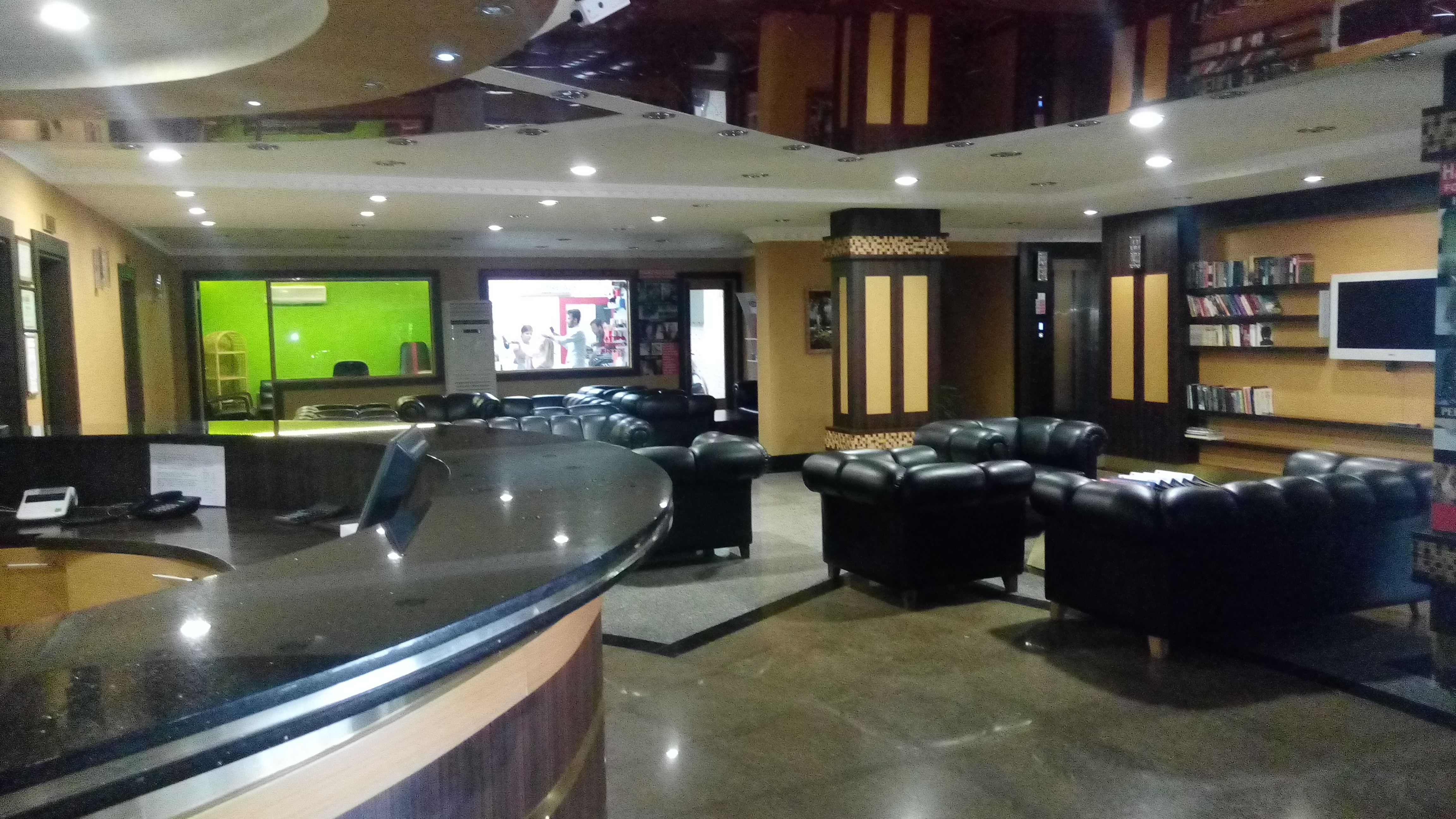 Sealine Hotel - фото