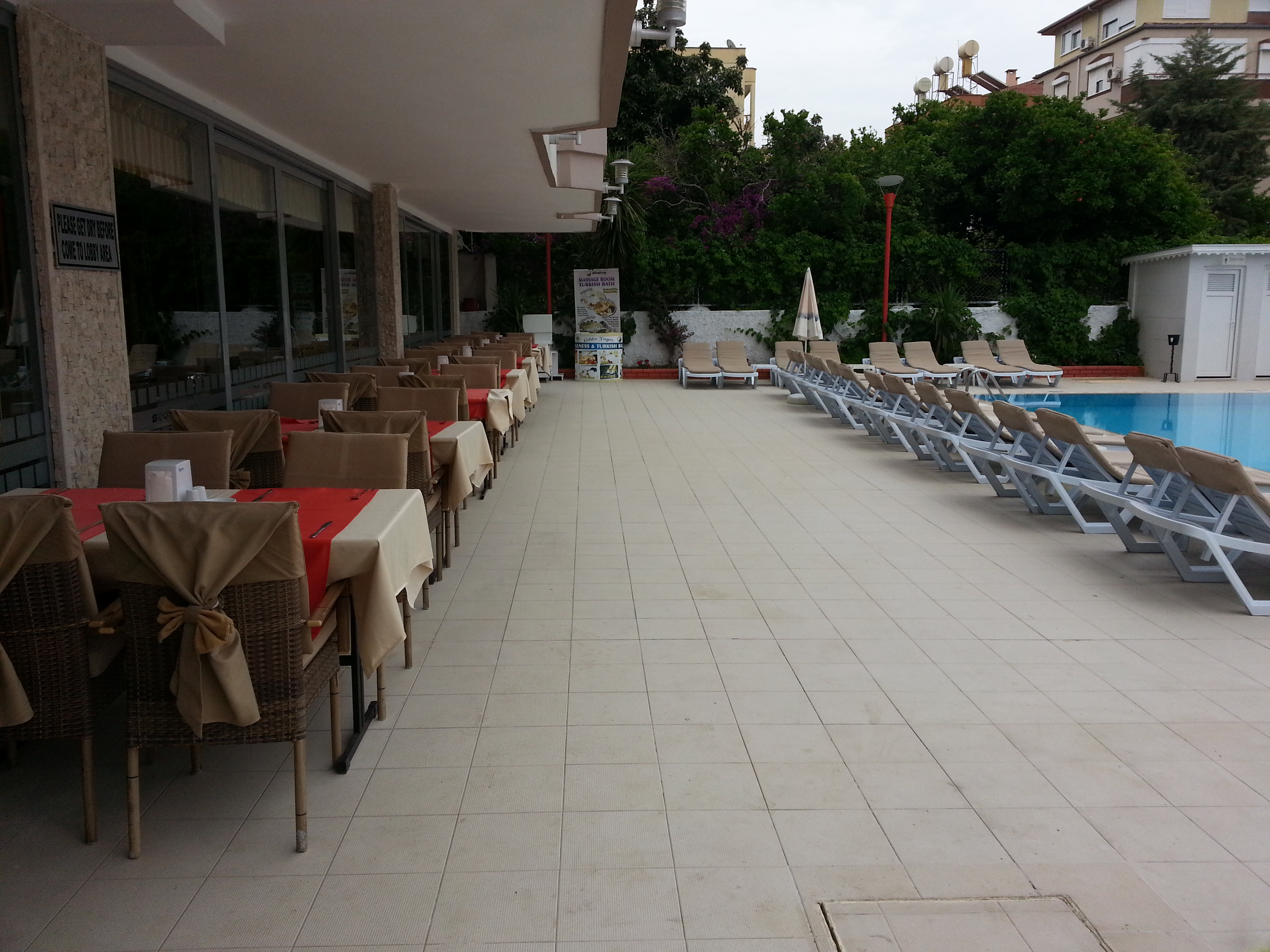 Sealine Hotel - фото