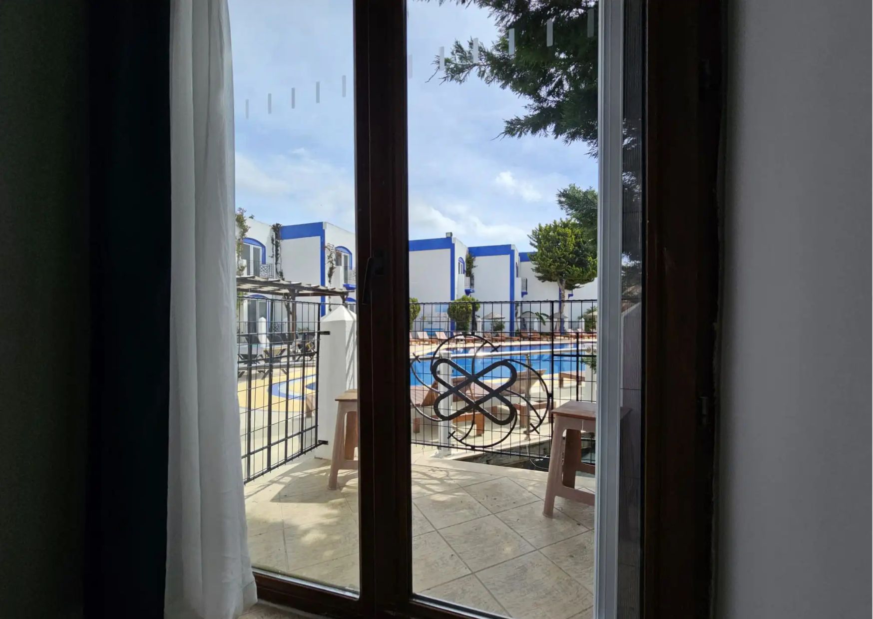 Serpina Hotel