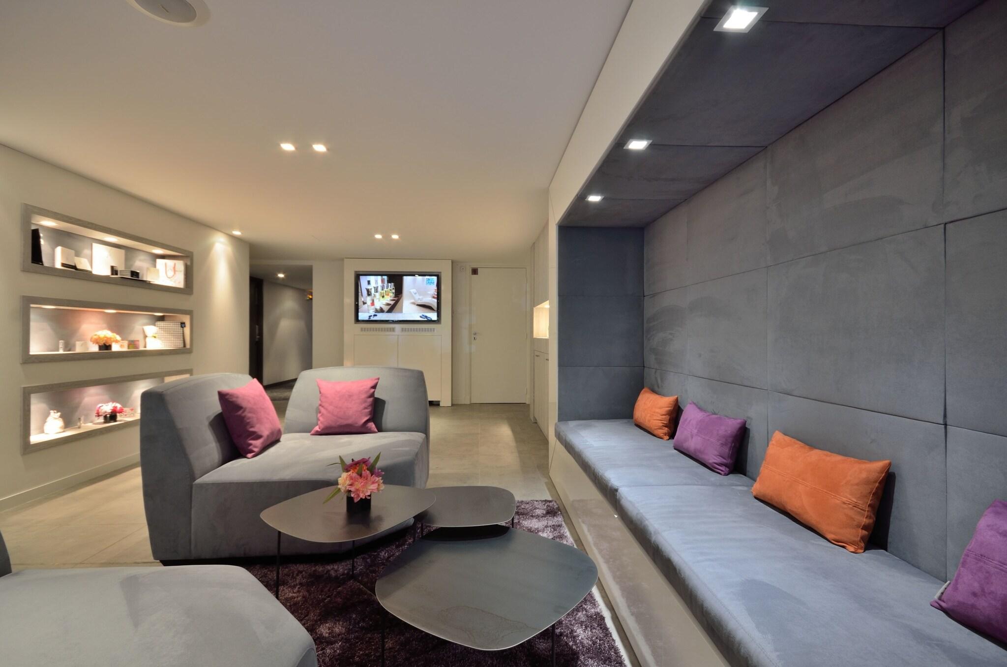 Hôtel Cézanne by null