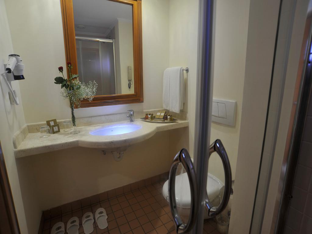 Akka Claros  Hotel