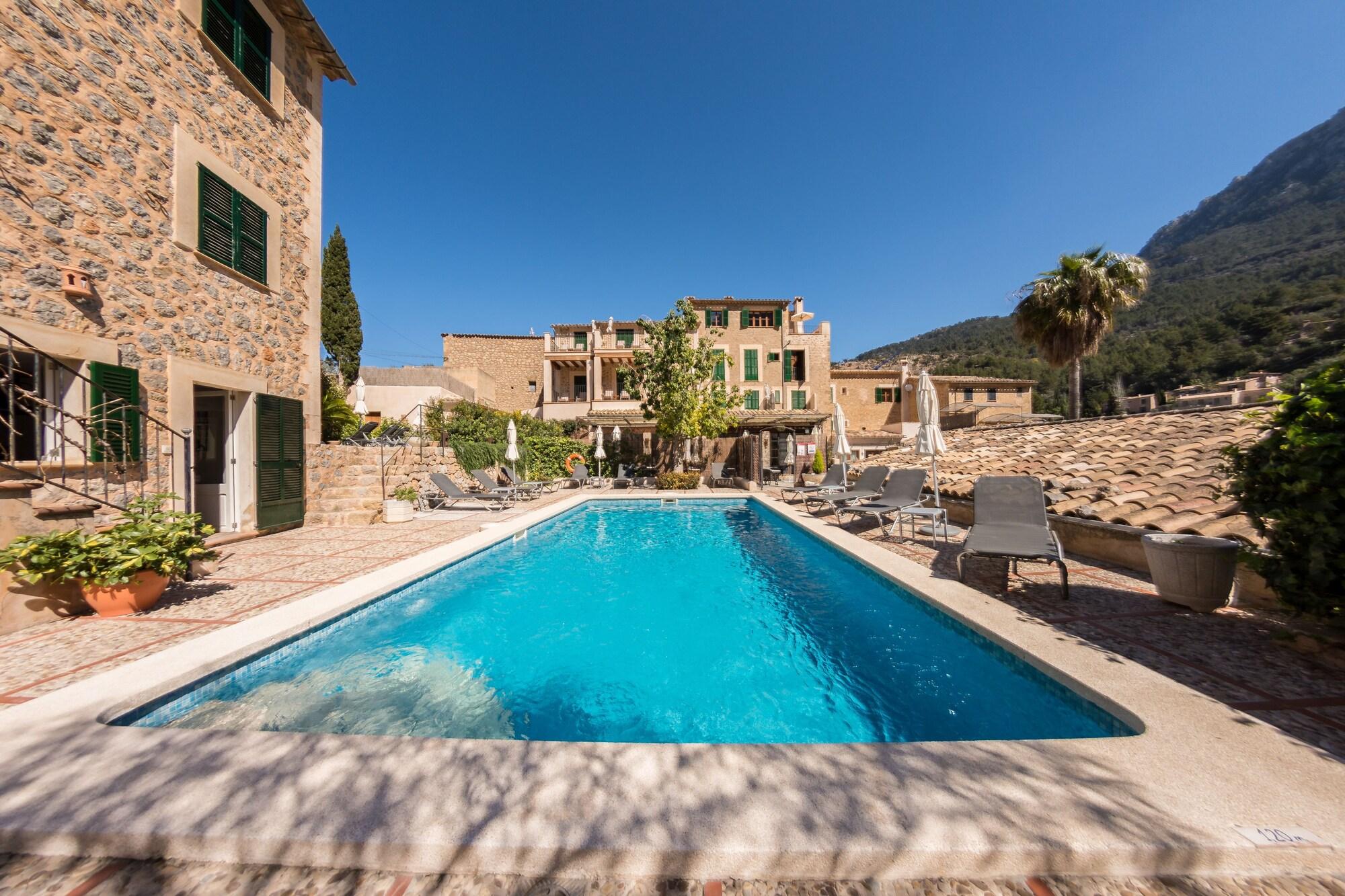 Hotel Des Puig by null