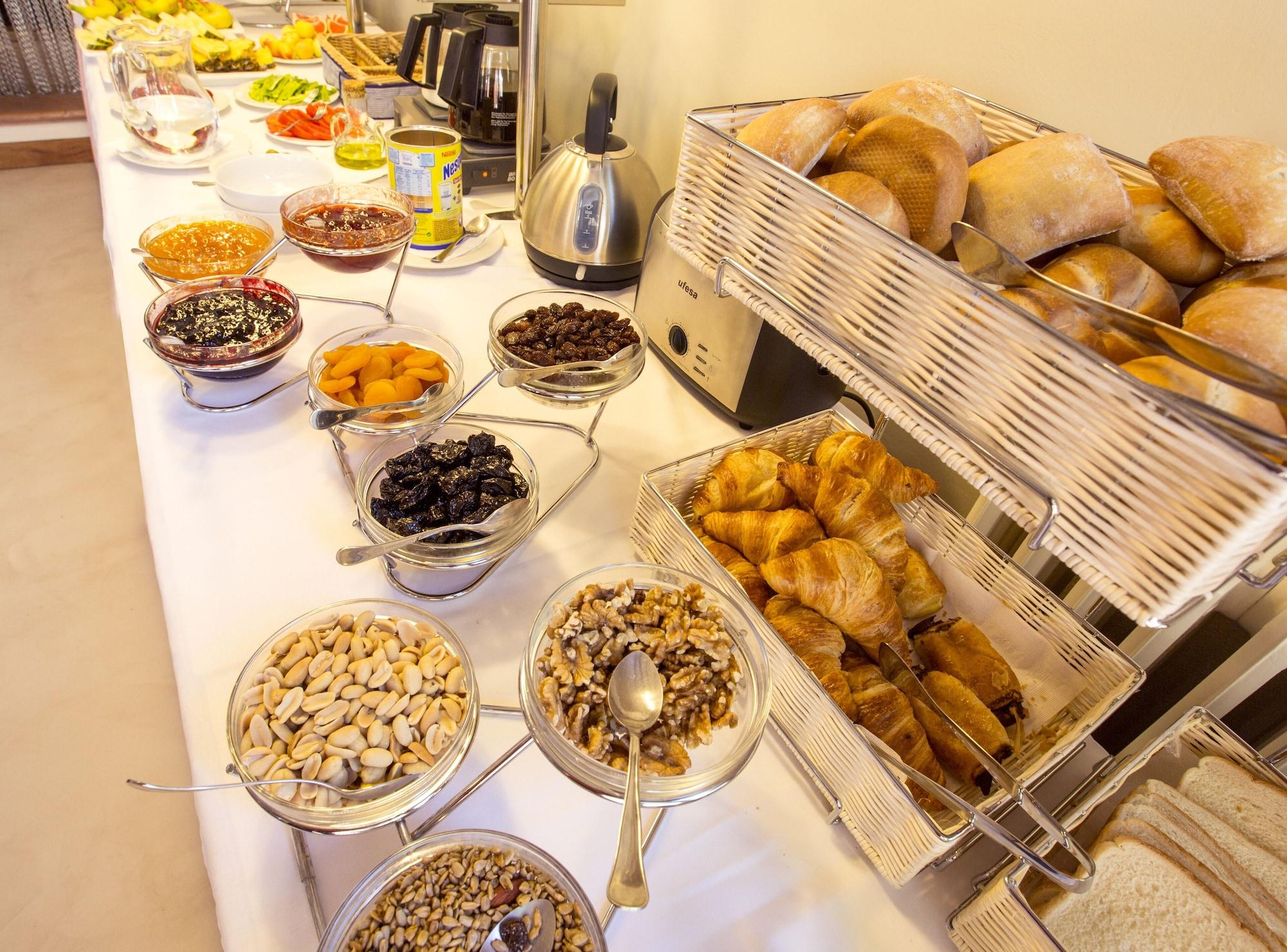 Hotel Des Puig by null