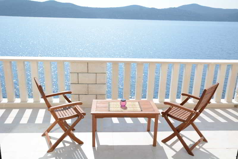 Villa Ratac - фото