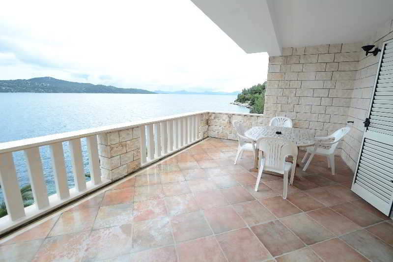 Villa Ratac - фото