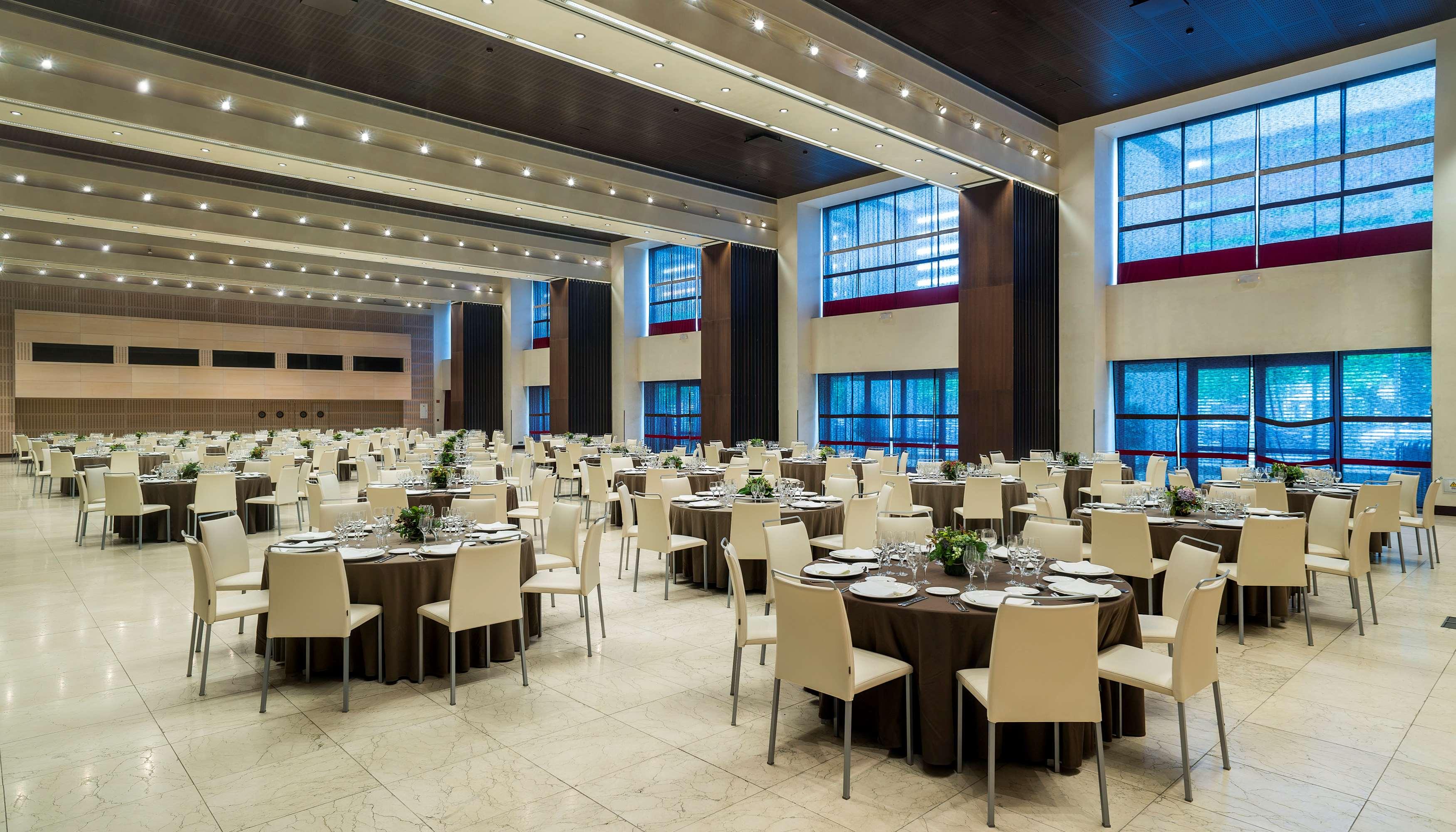 Hotel NH Collection Sevilla by null
