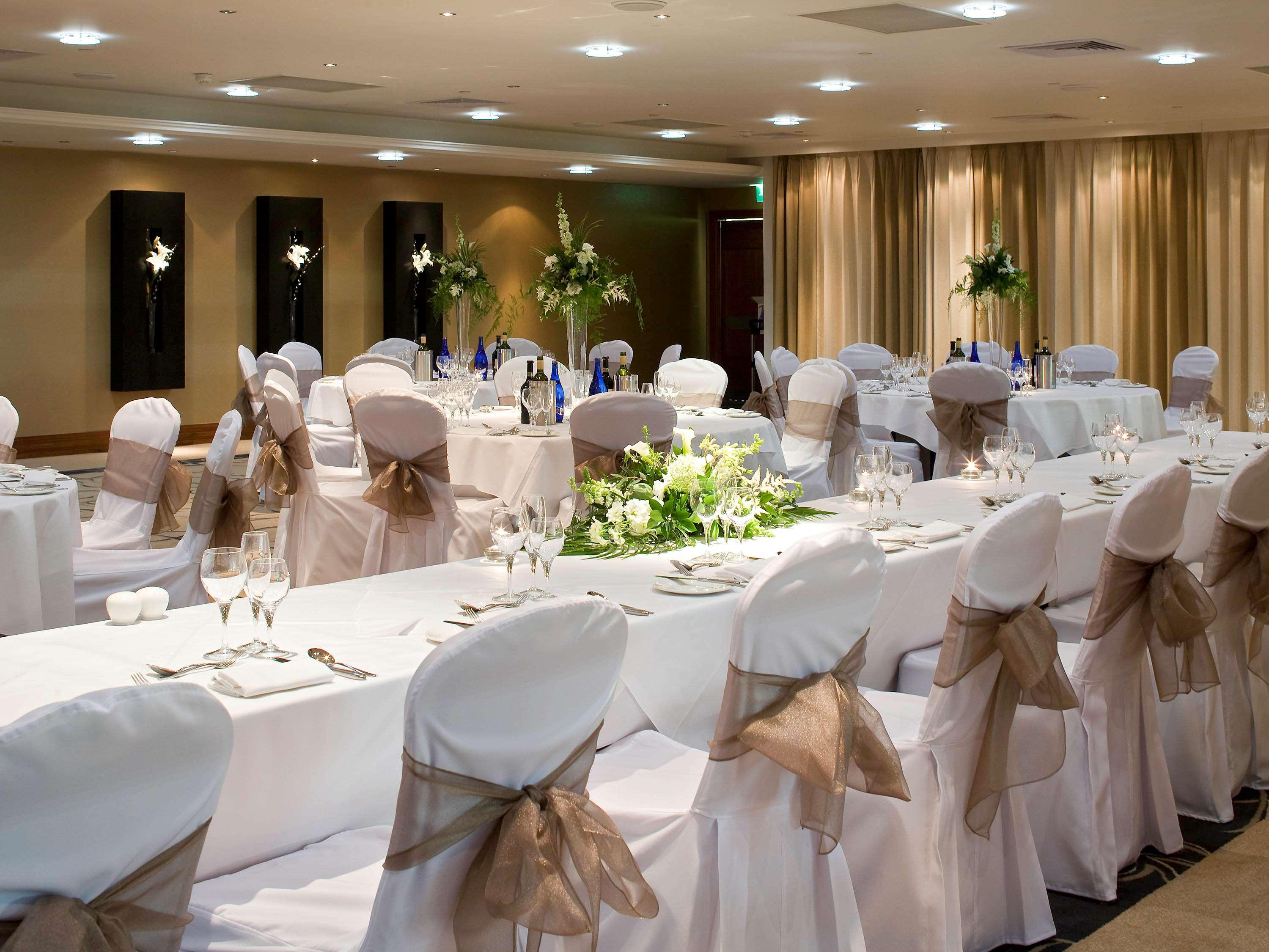Holland House Hotel Cardiff By Sunday by null