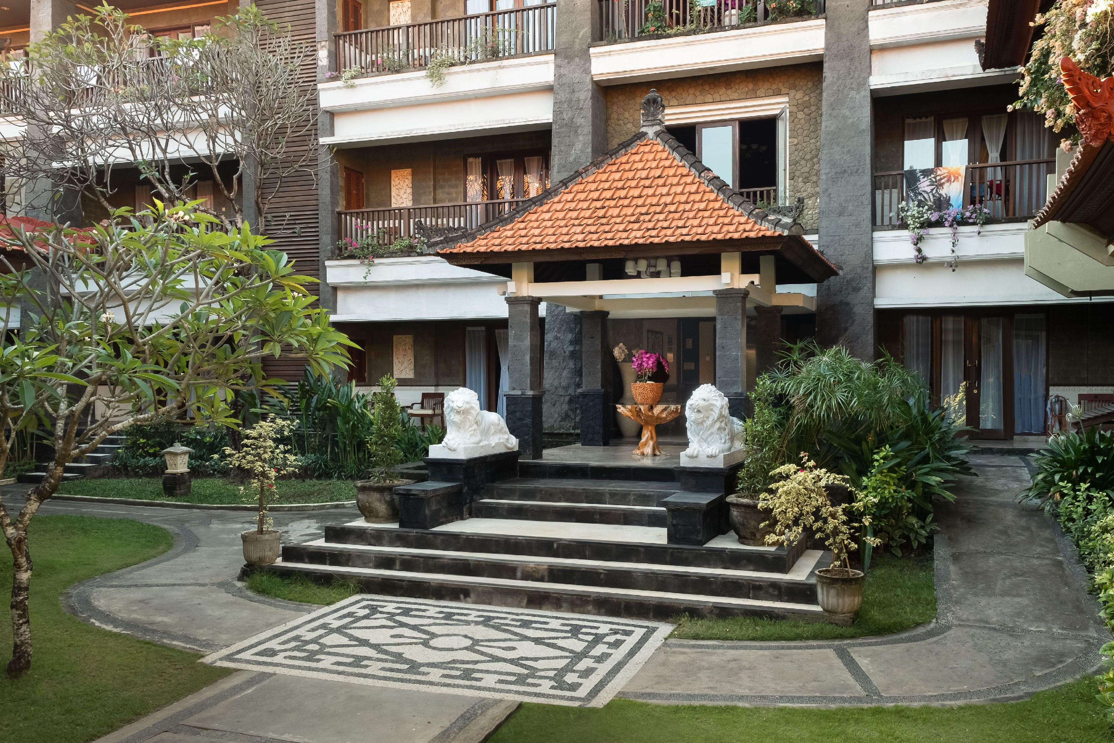 Bali Tropic Resort & Spa by null