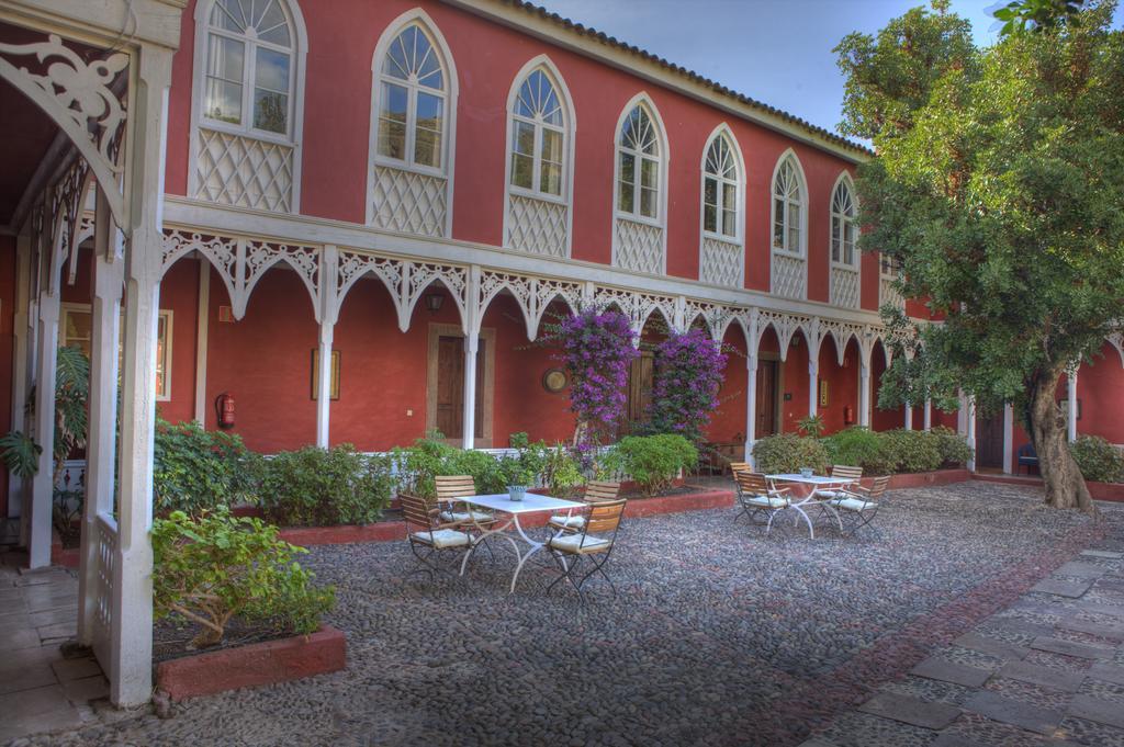 Hotel Rural Las Longueras by null
