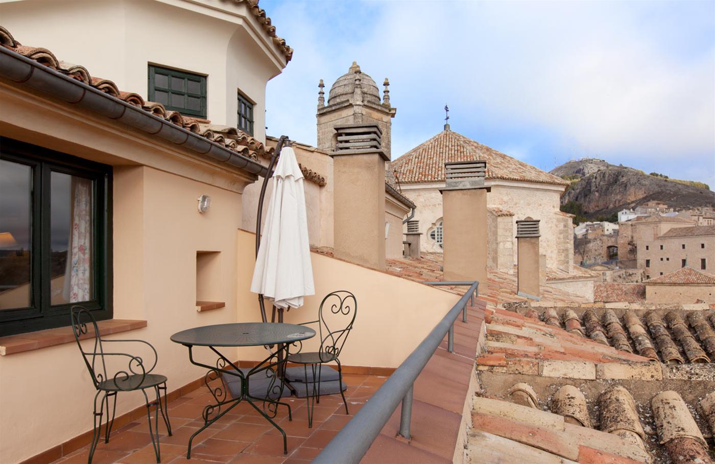 Hotel Leonor de Aquitania by null