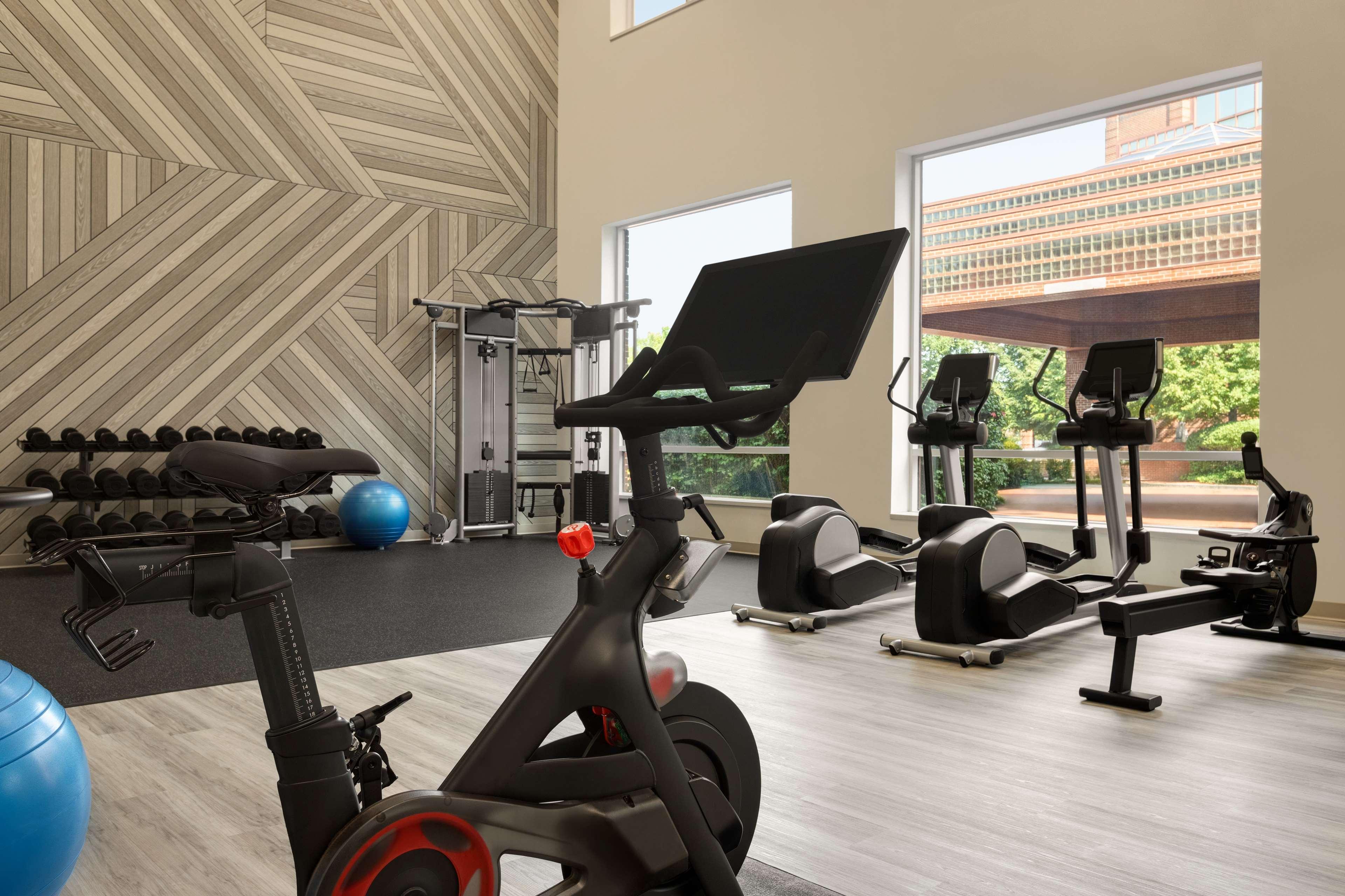 Doubletree By Hilton New York Laguardia Airport