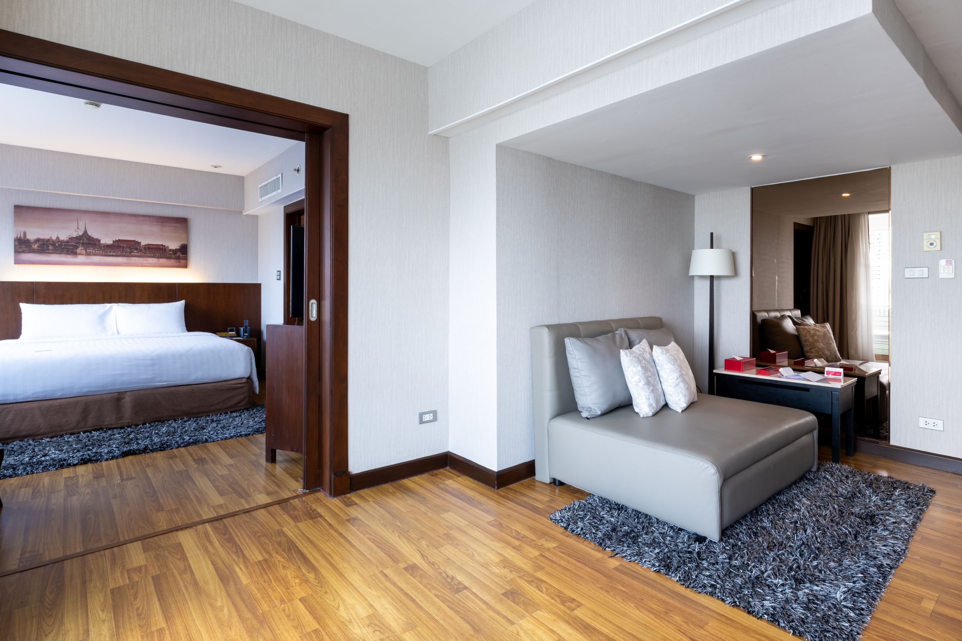 Ramada Plaza By Wyndham Bangkok Menam Riverside