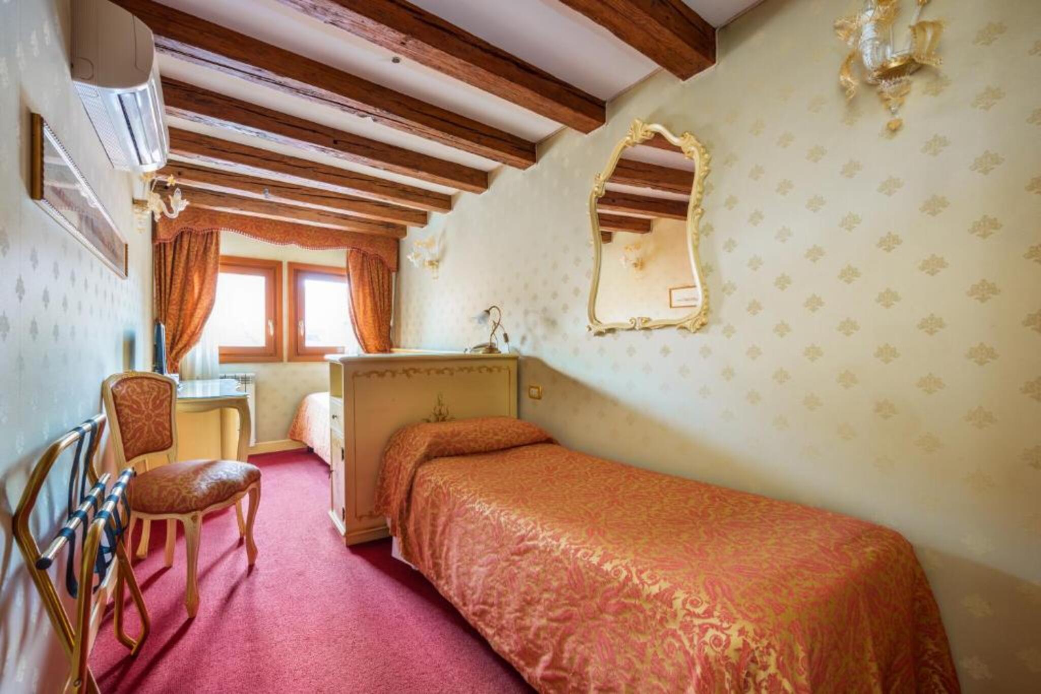 Zimmer mit 2 einzelbetten, economy