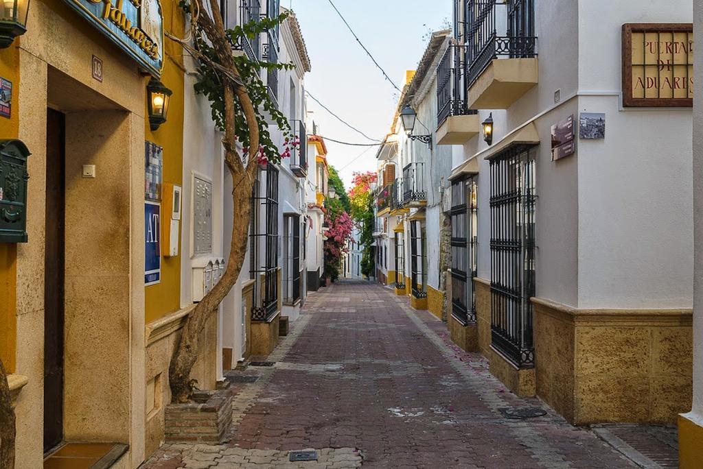 Puerta de Aduares 