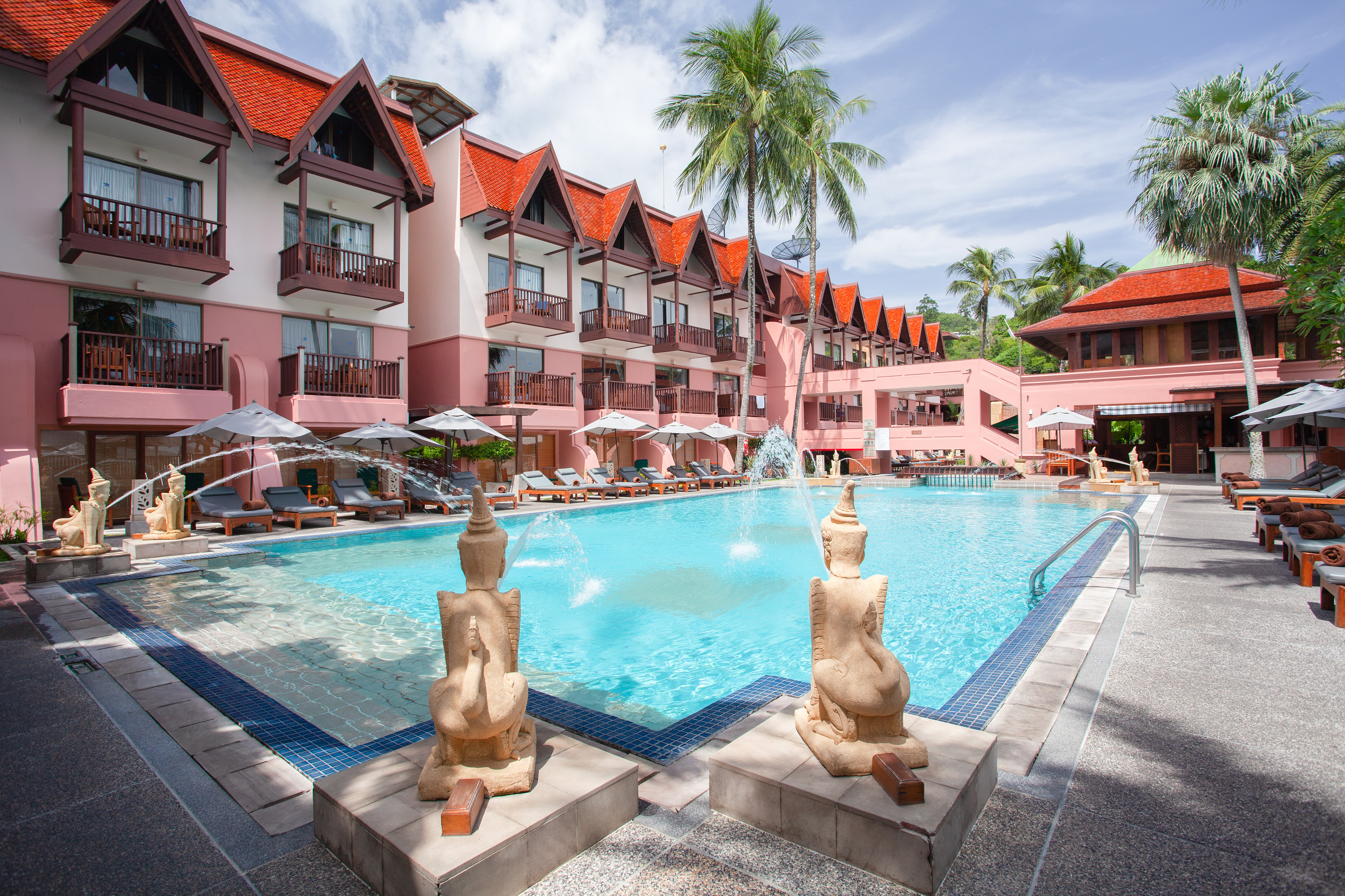 Seaview Patong Hotel image