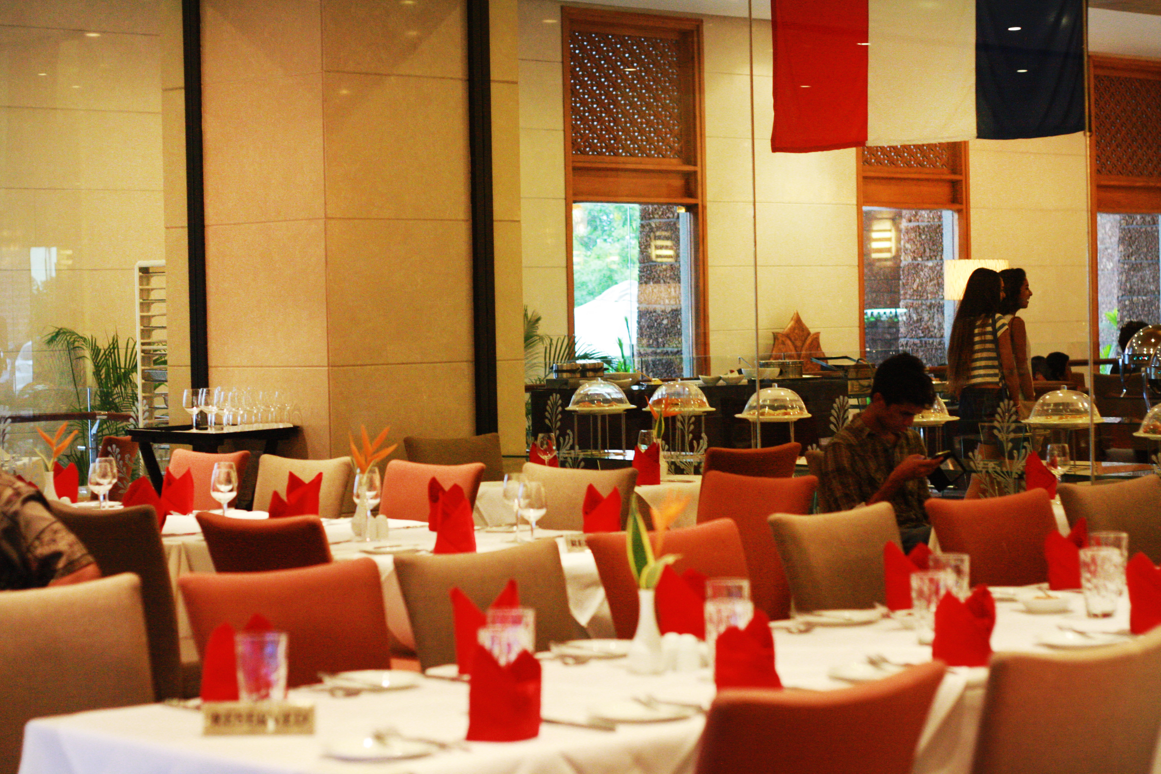 Cinnamon Lakeside Colombo by null