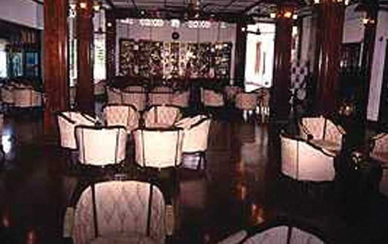 Hotel Suisse Kandy - Since 1890
