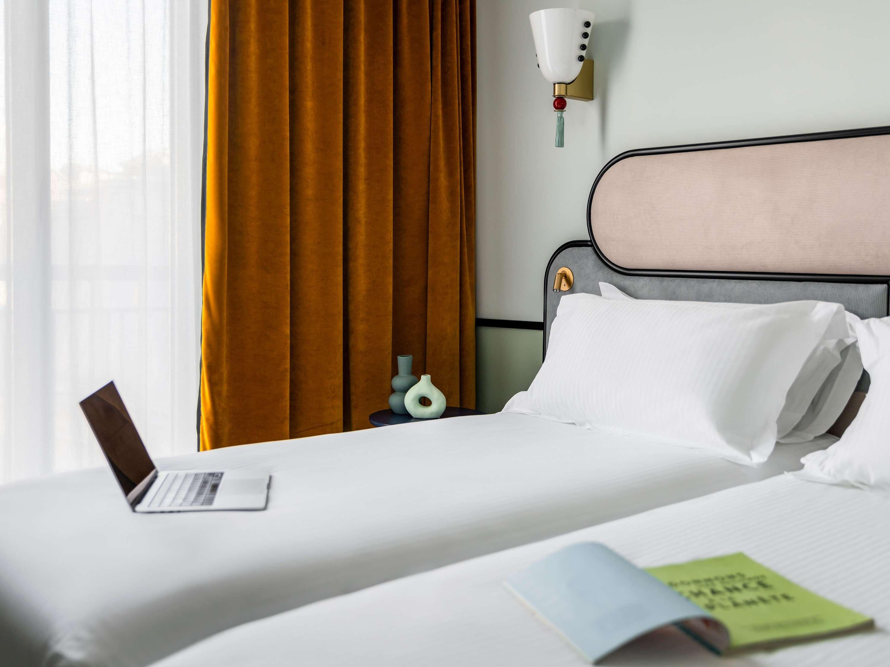 Hotel Faubourg Galant Paris Handwritten Collection