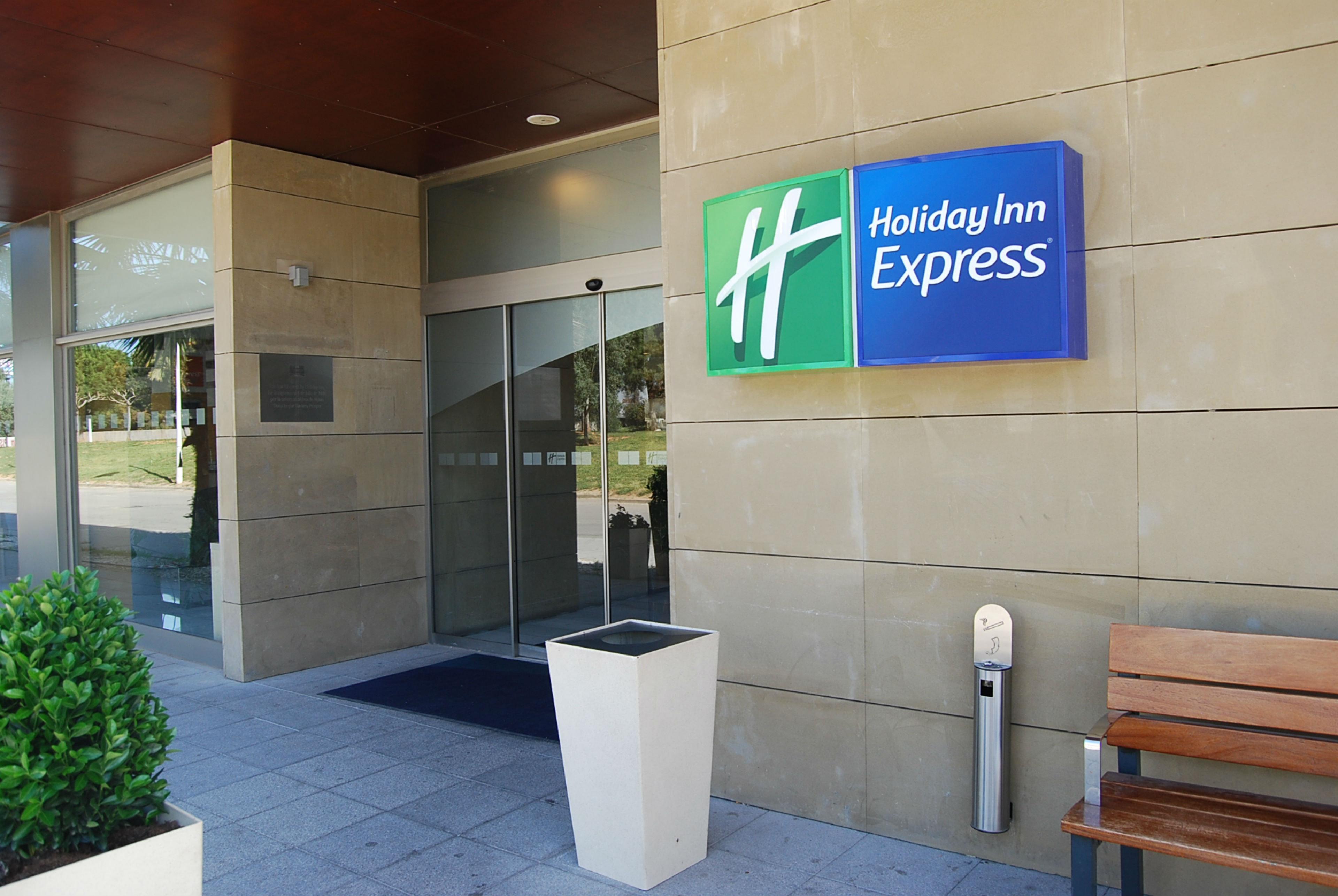 Holiday Inn Express Valencia Bonaire - Poză