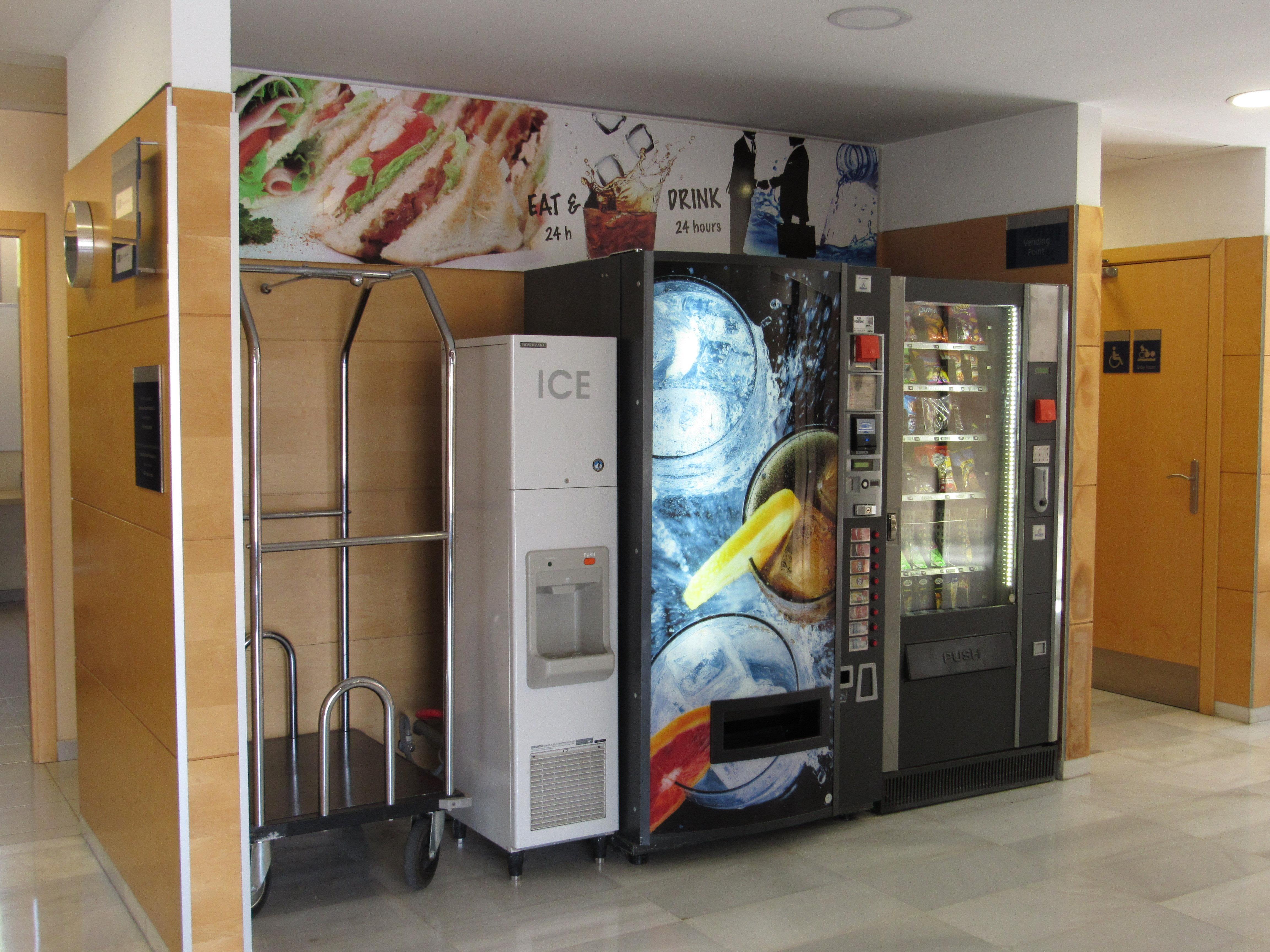 Holiday Inn Express Valencia Bonaire - Poză