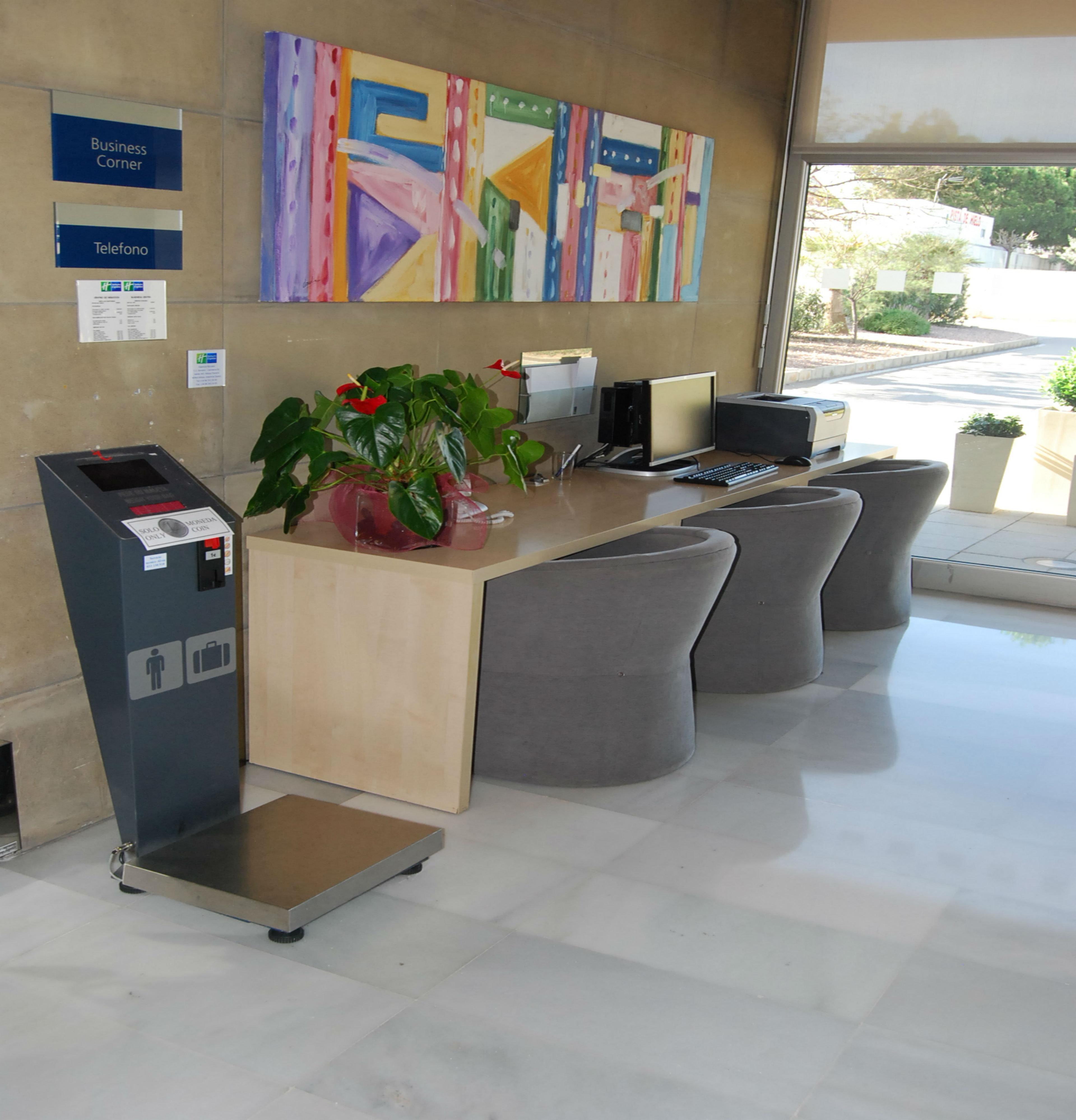 Holiday Inn Express Valencia Bonaire - Poză