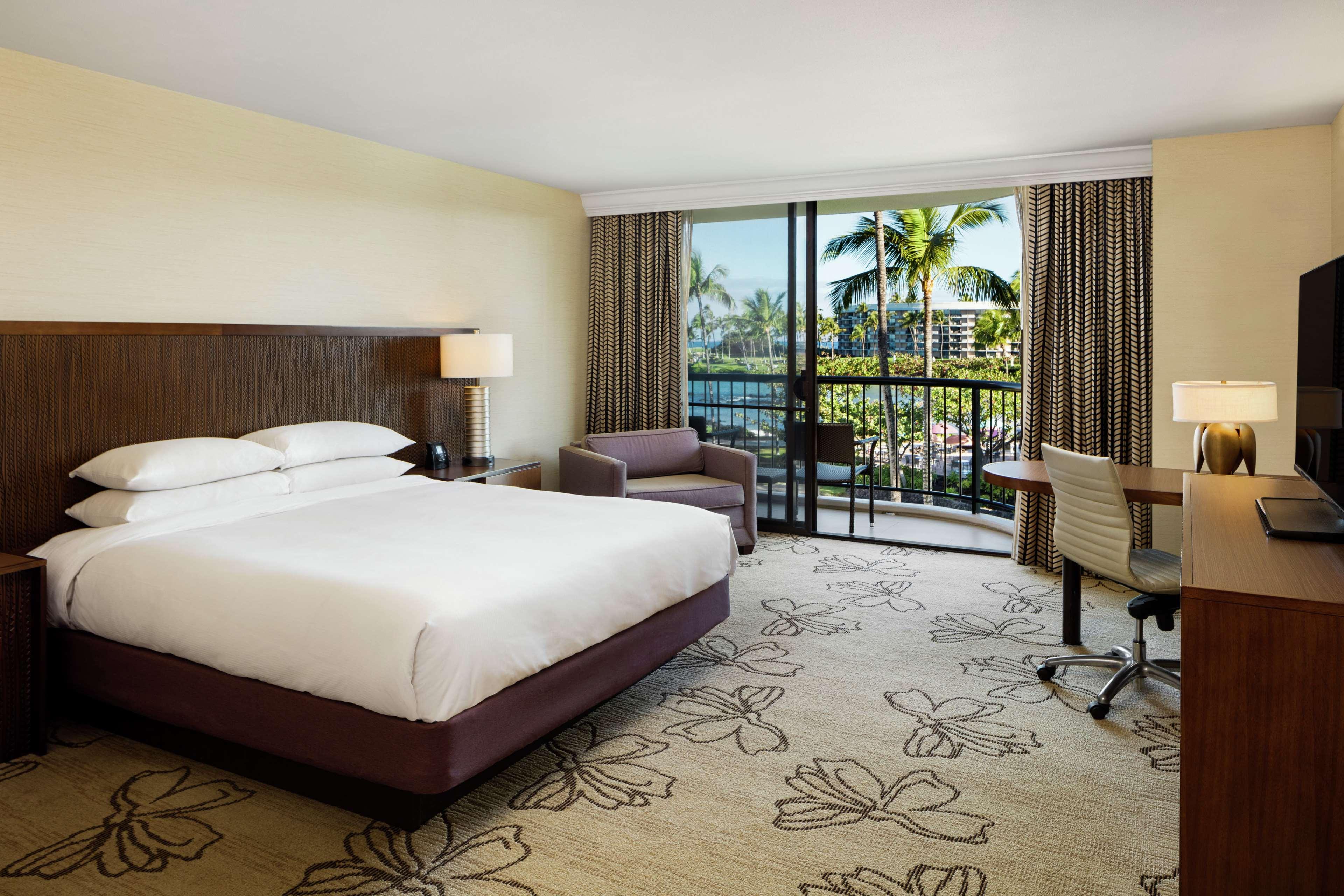 Hilton Waikoloa Village by null