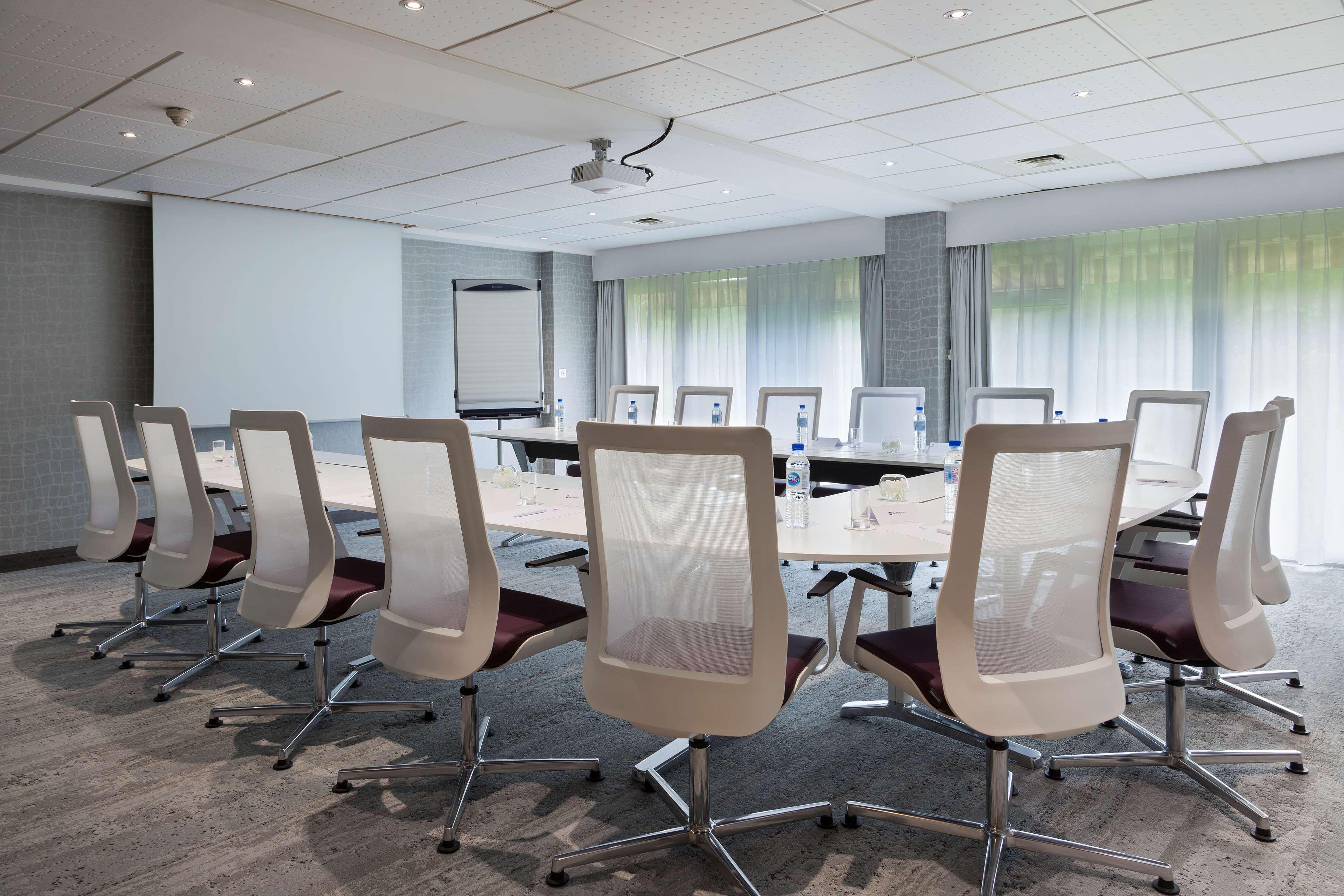 Hotel Inn Design CDG Airport - photo