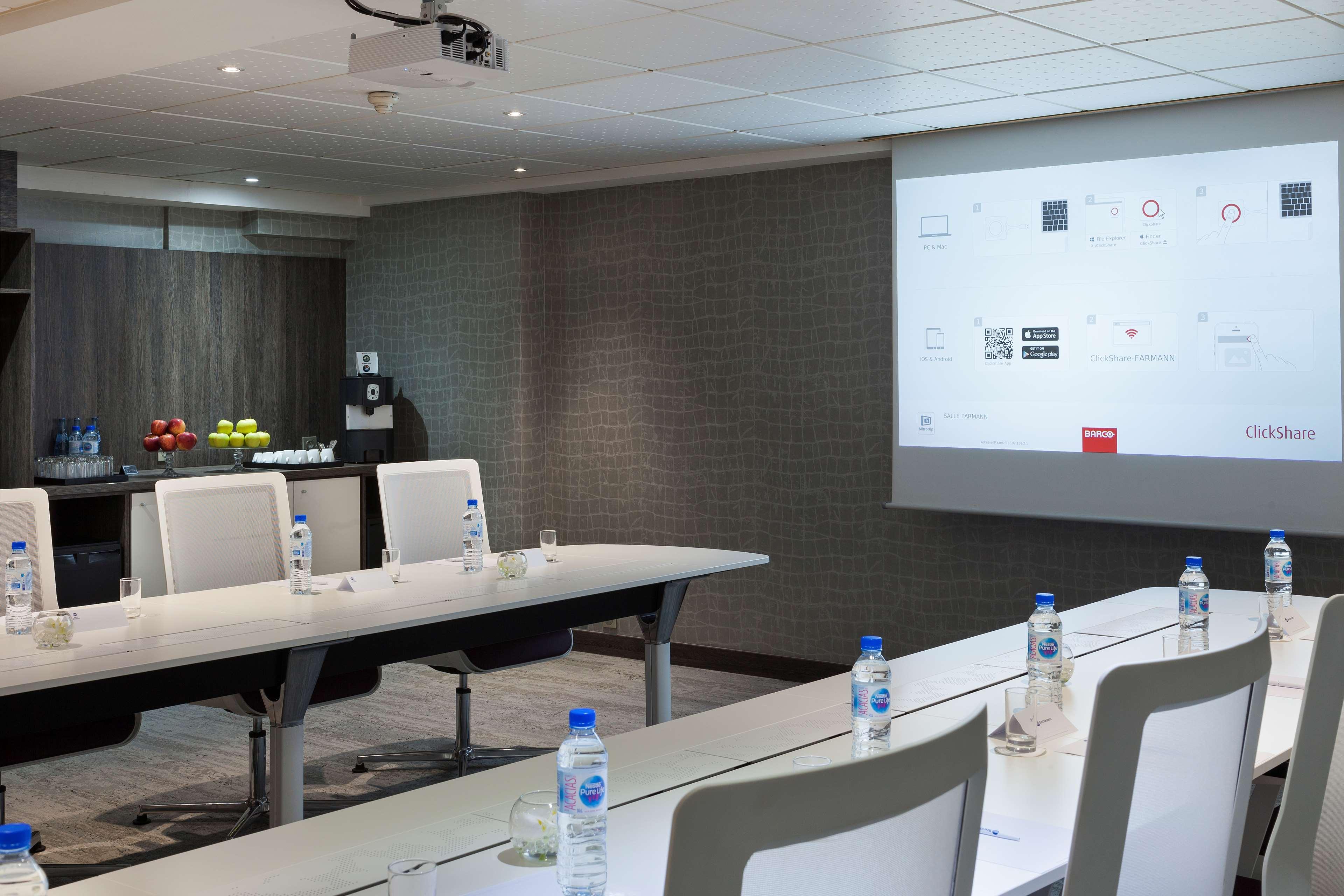 Hotel Inn Design CDG Airport - photo