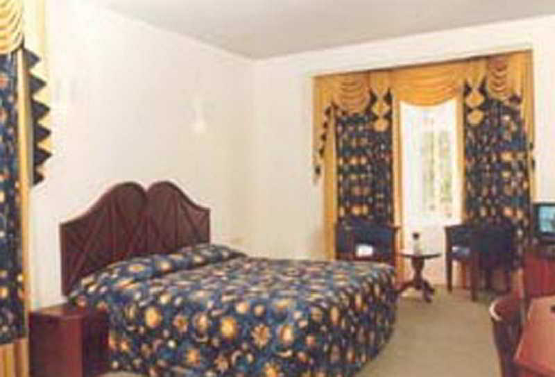 Galway Heights Hotel