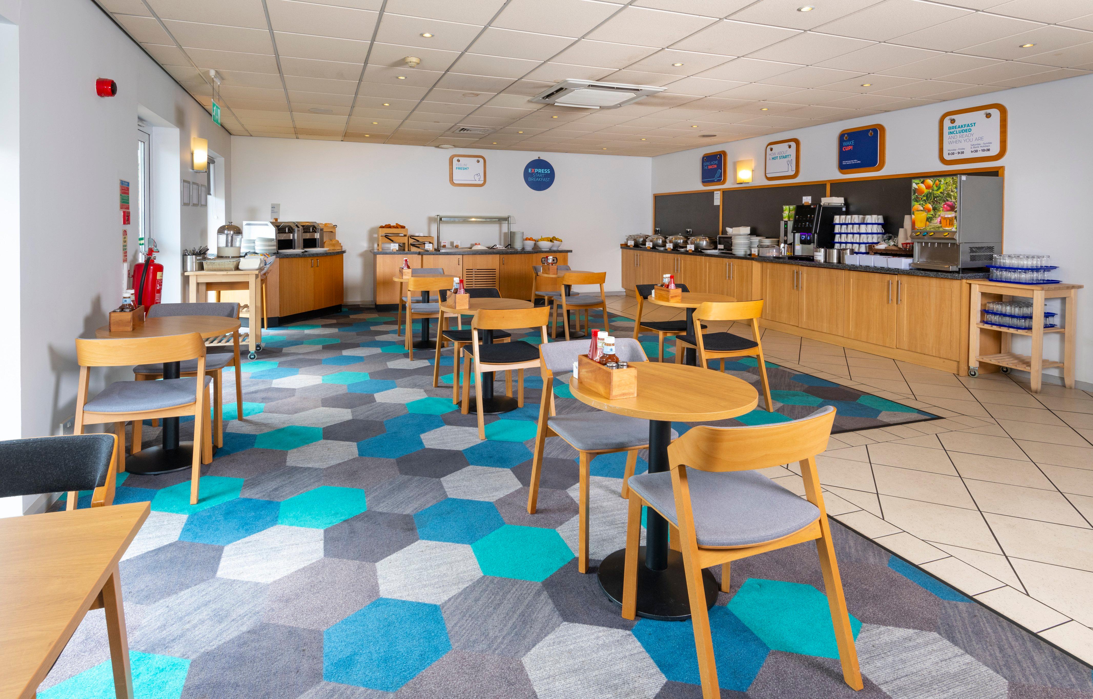 Holiday Inn Express Gloucester South