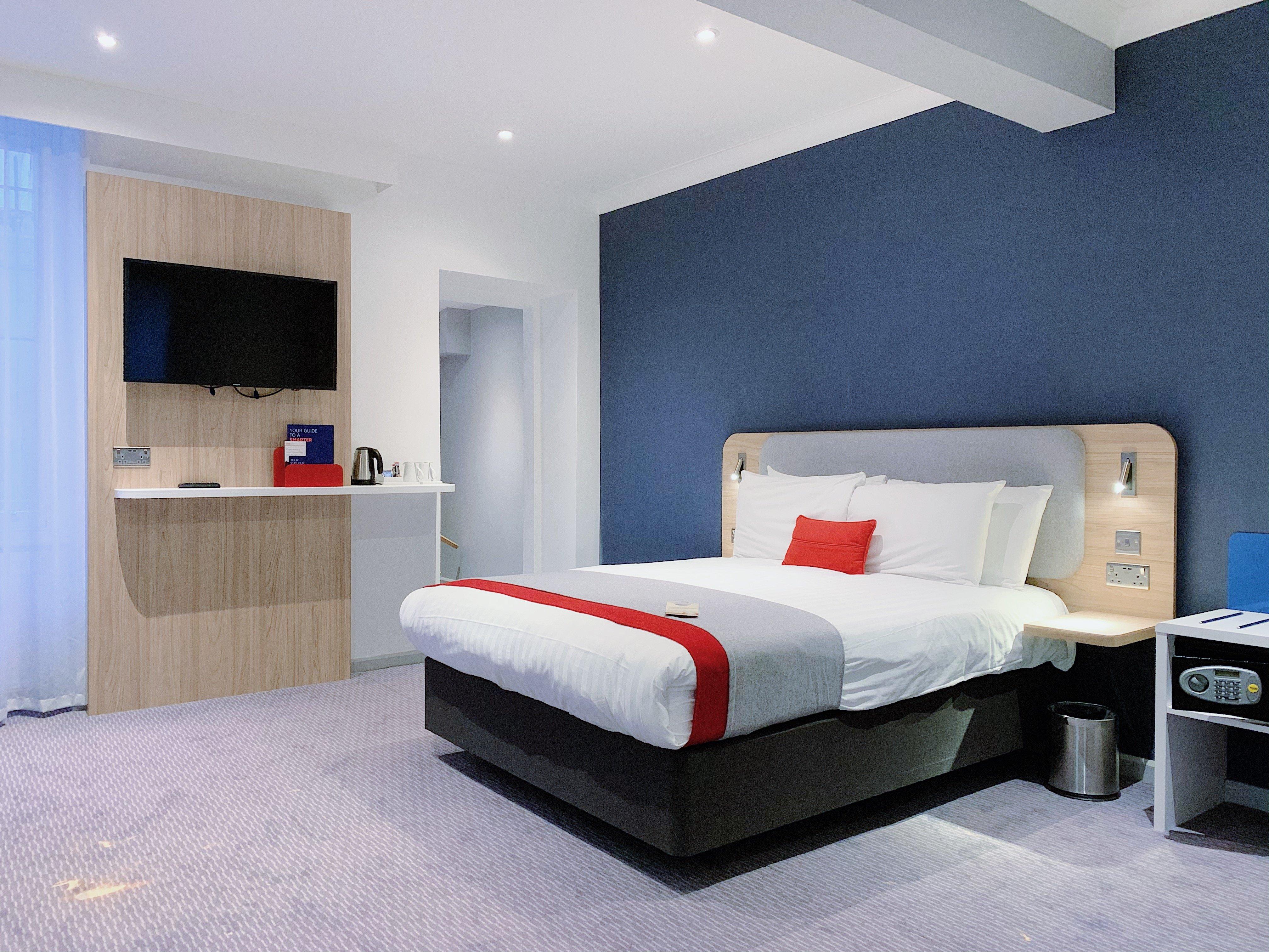Holiday Inn Express London - Victoria