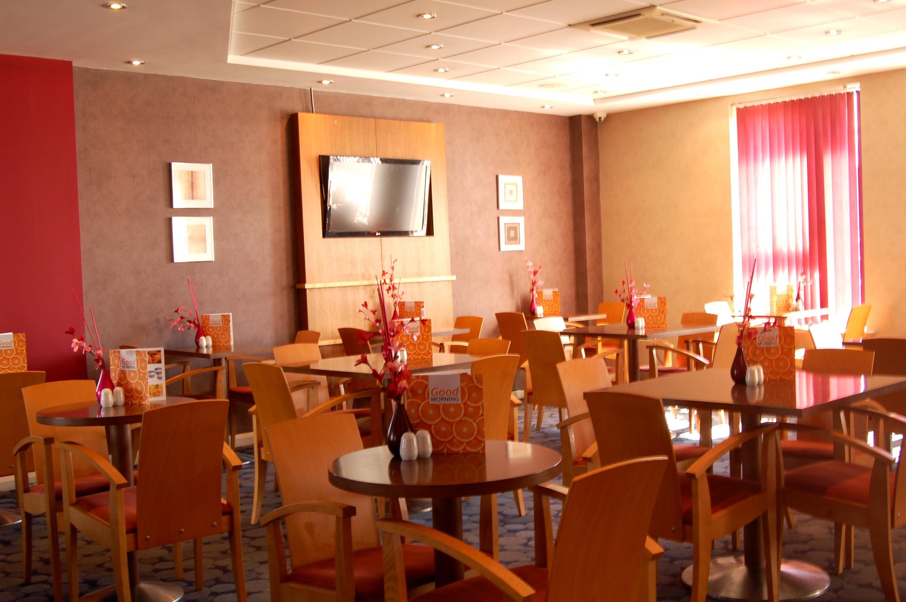 Holiday Inn Express Swindon City Centre
