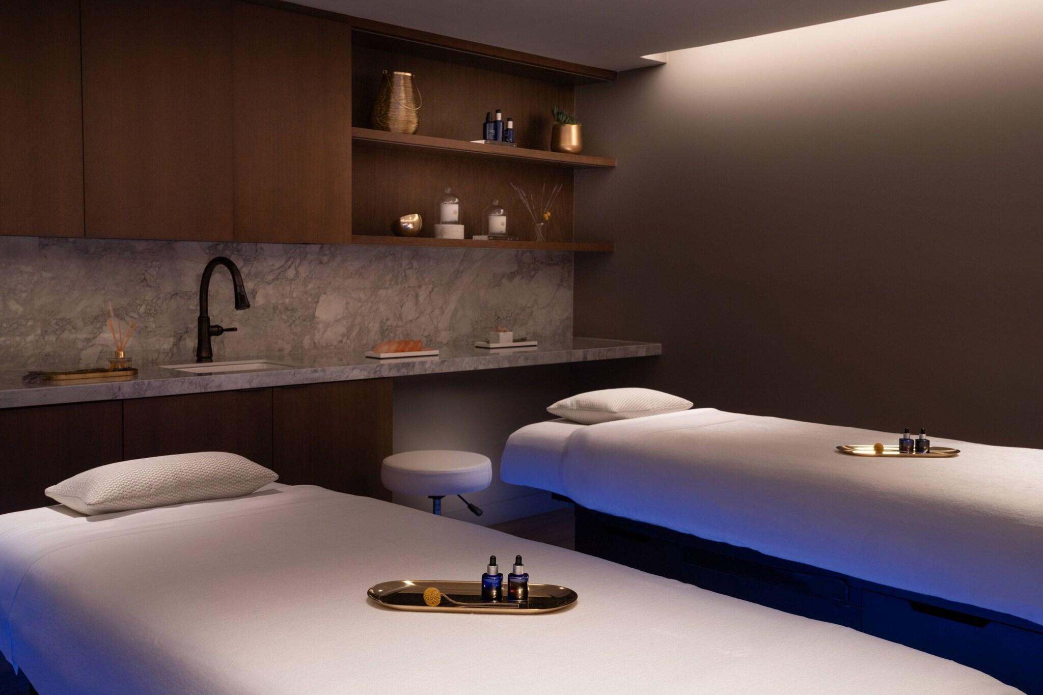 The Vinoy Resort & Golf Club, Autograph Collection by null