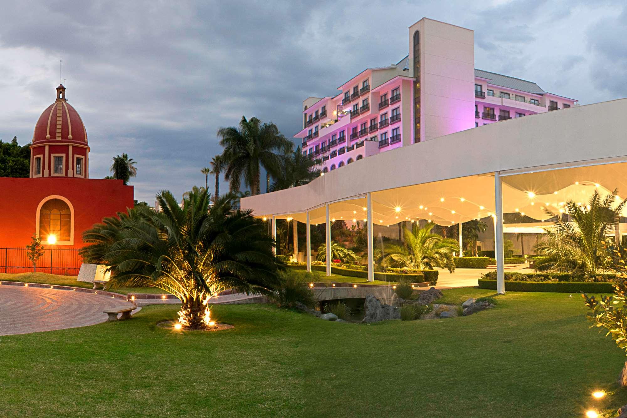 HS HOTSSON Hotel Leon image