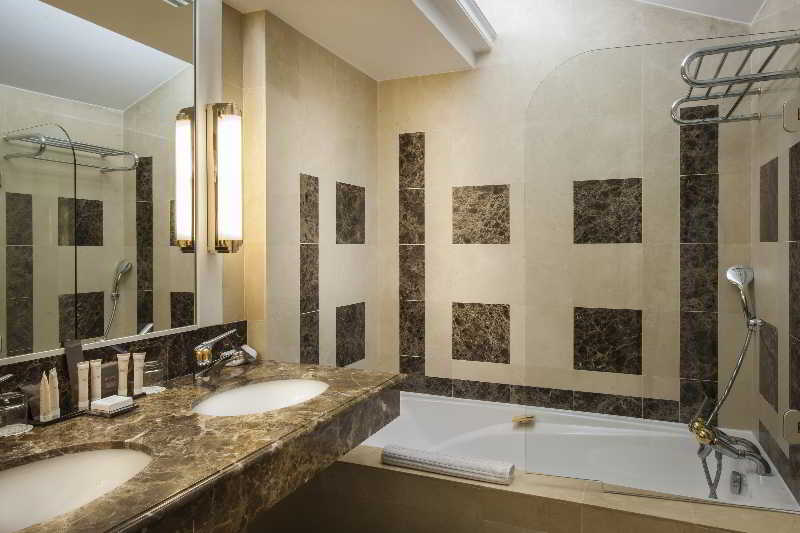 Villa Florentine by null