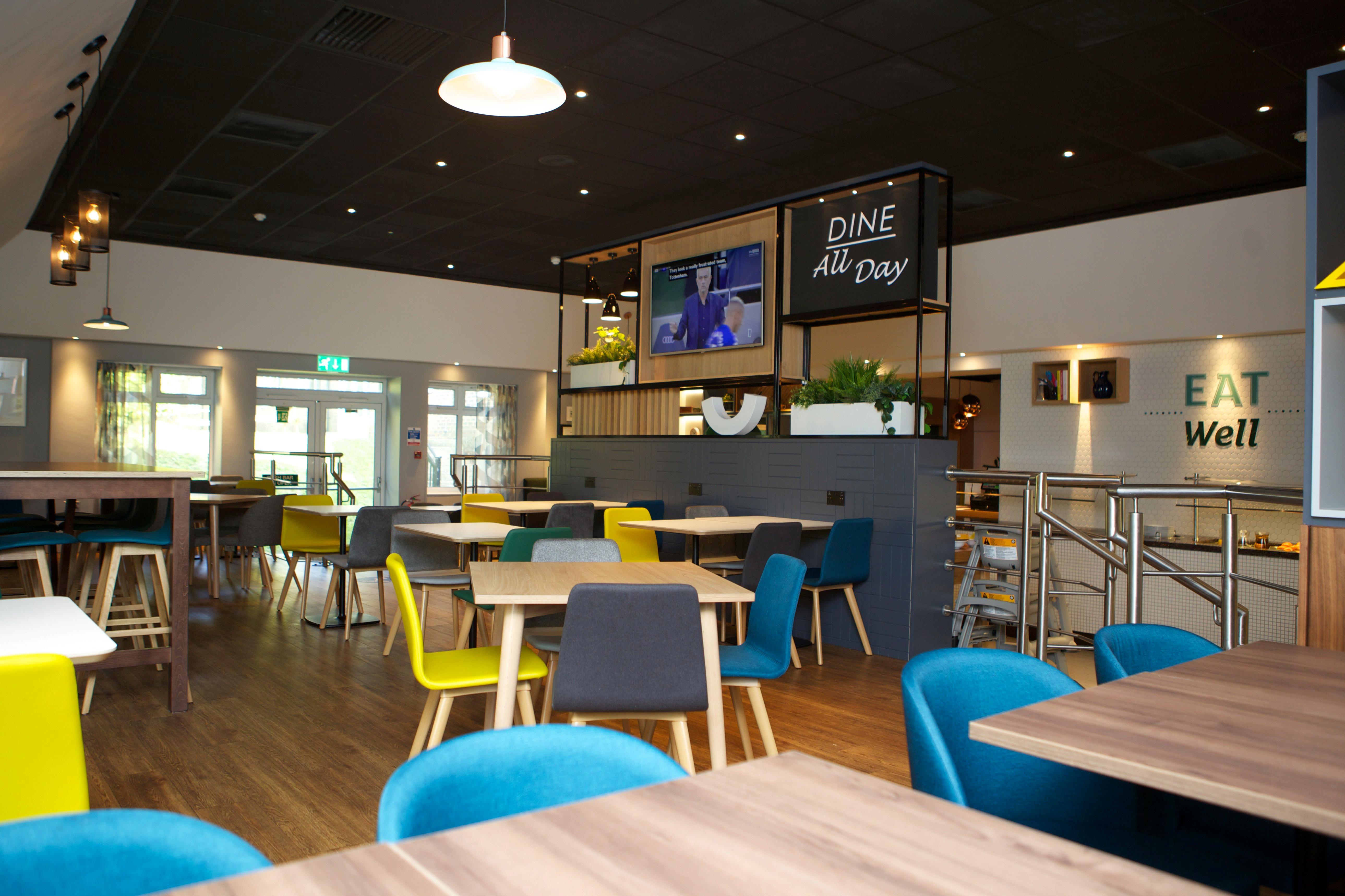 Holiday Inn Ashford North A20