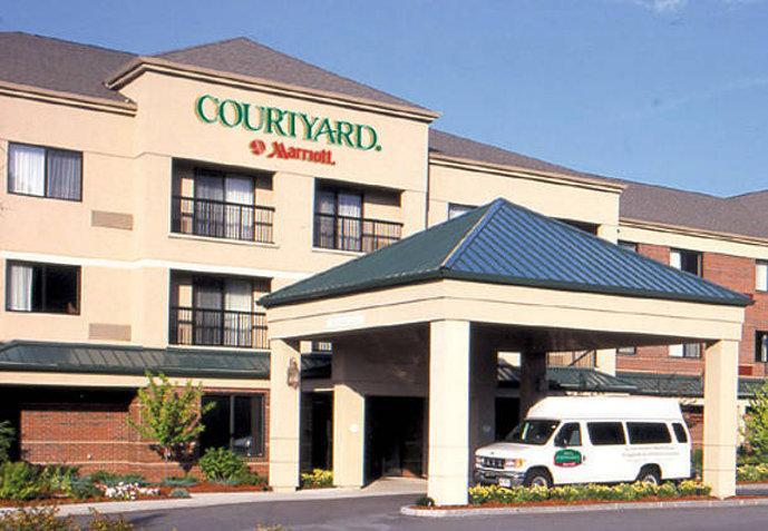 Courtyard by Marriott Concord image