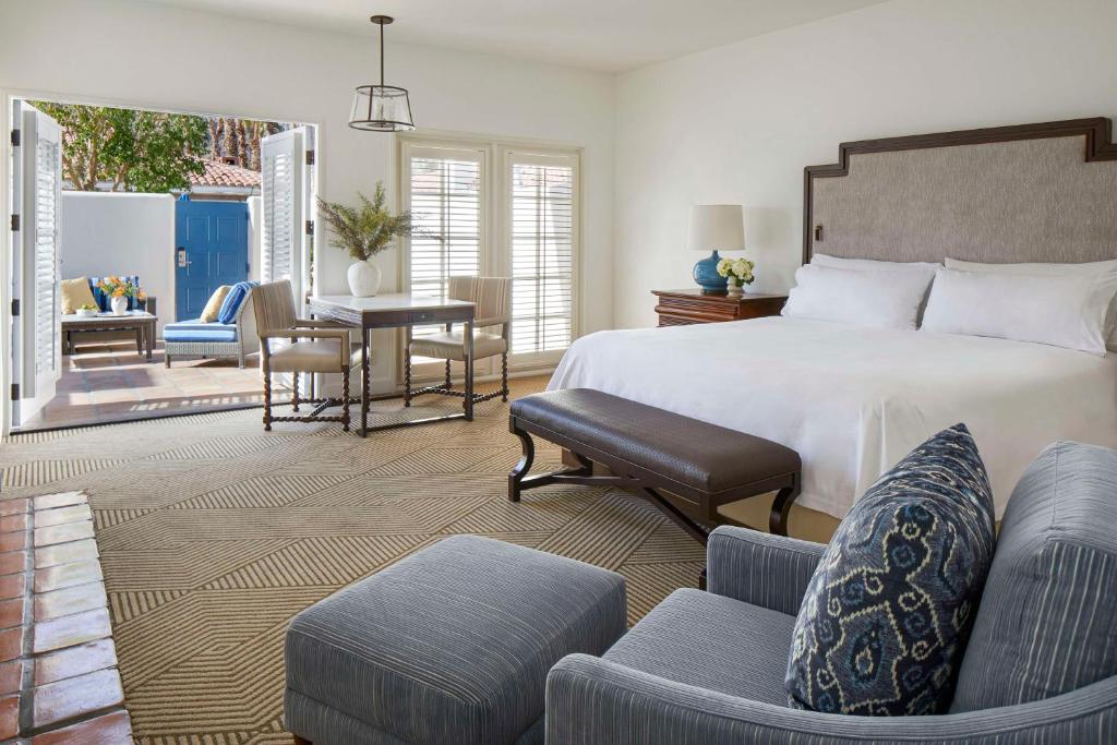 La Quinta Resort & Club, Curio Collection by Hilton by null