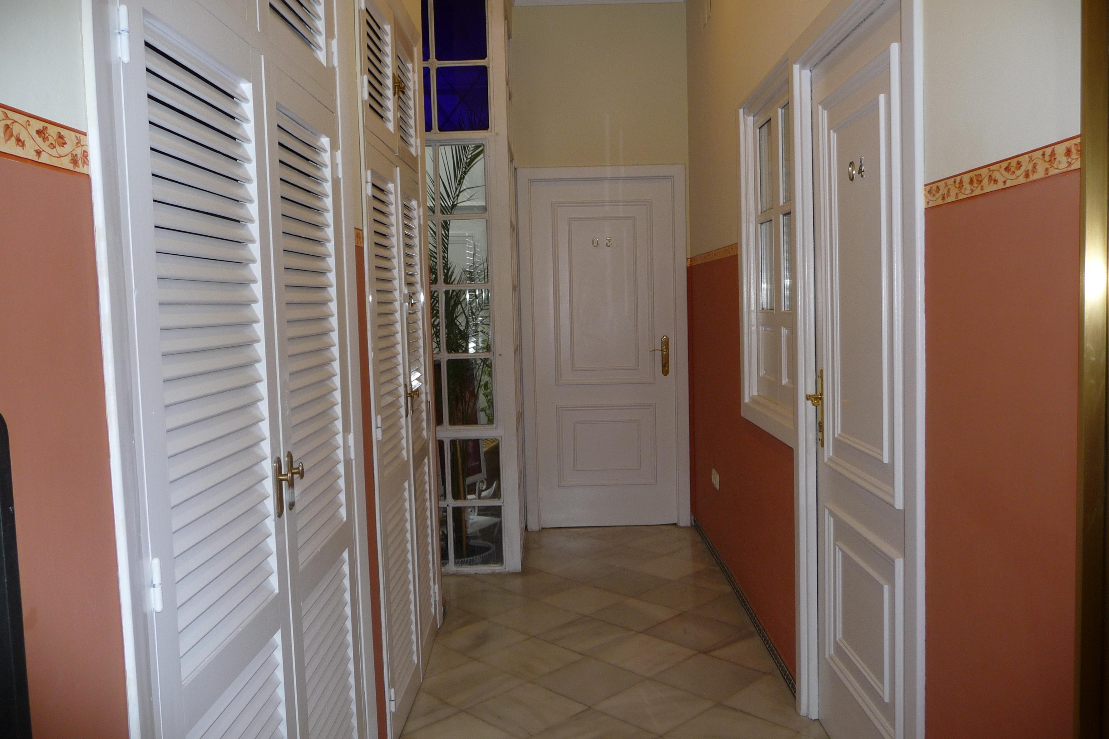 BYPILLOW Abril | Hotel en el centro de Sevilla by null