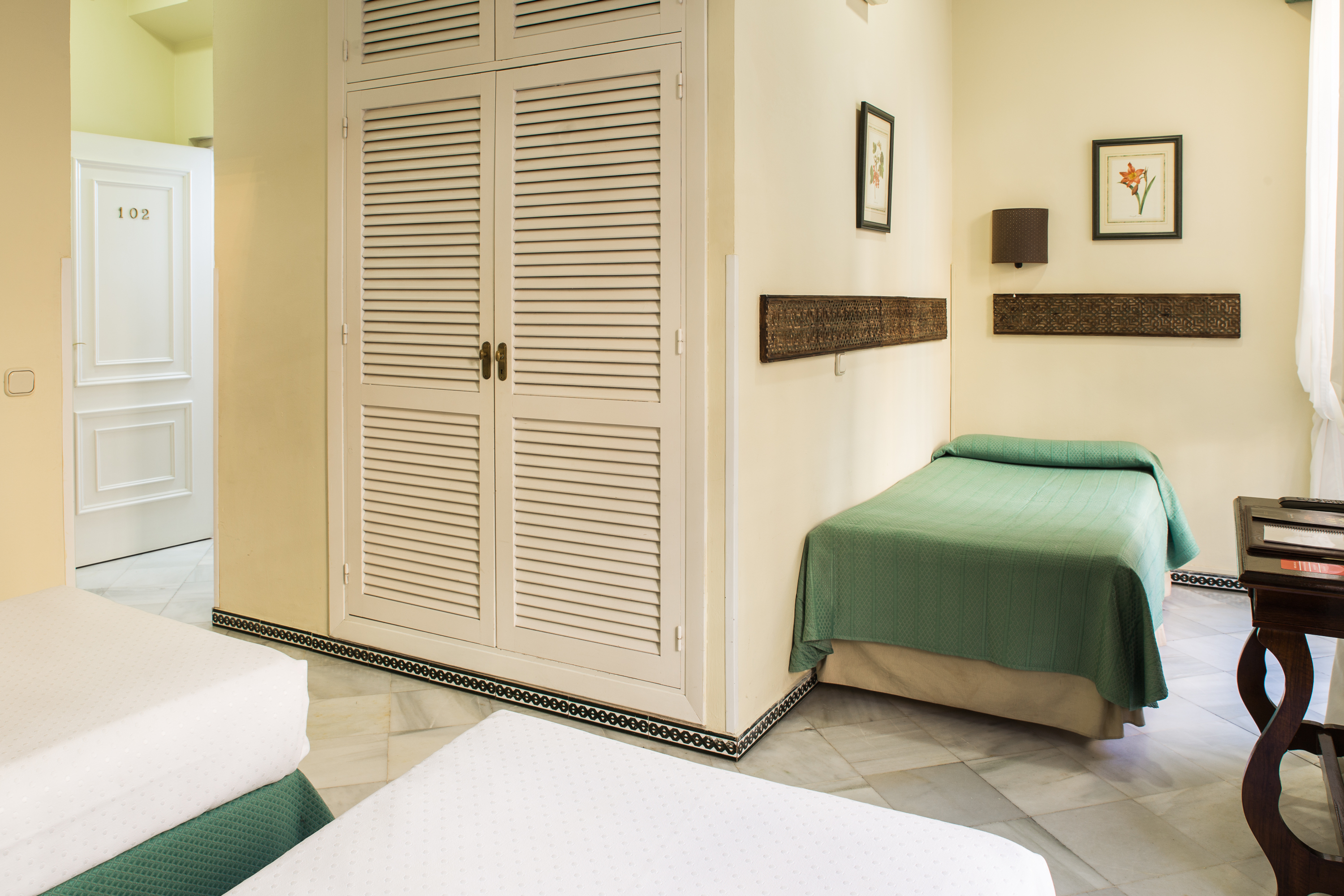 BYPILLOW Abril | Hotel en el centro de Sevilla by null