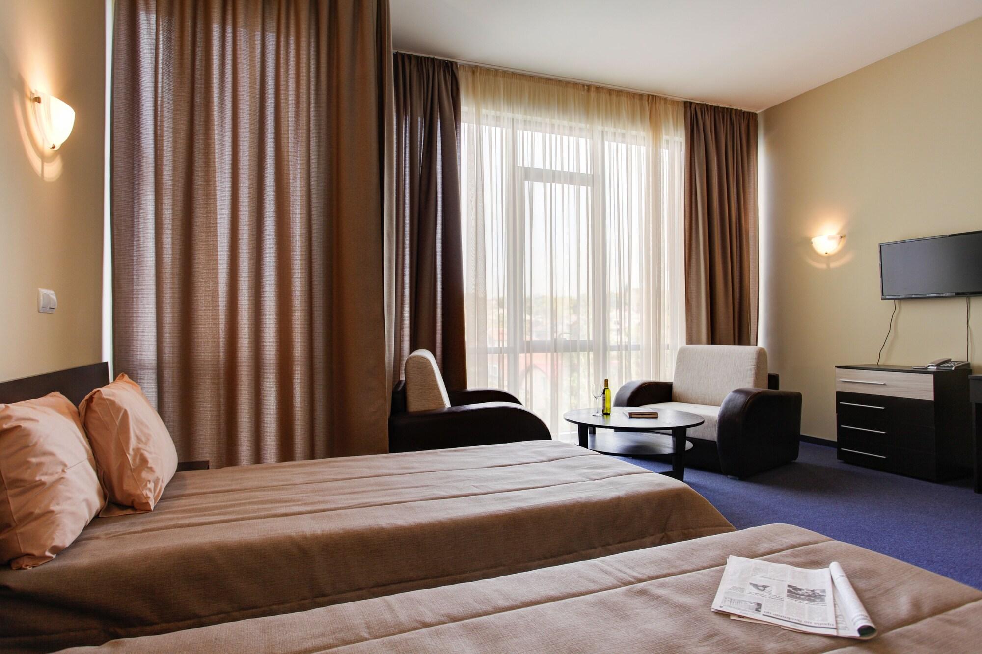 Hemus Hotel by null
