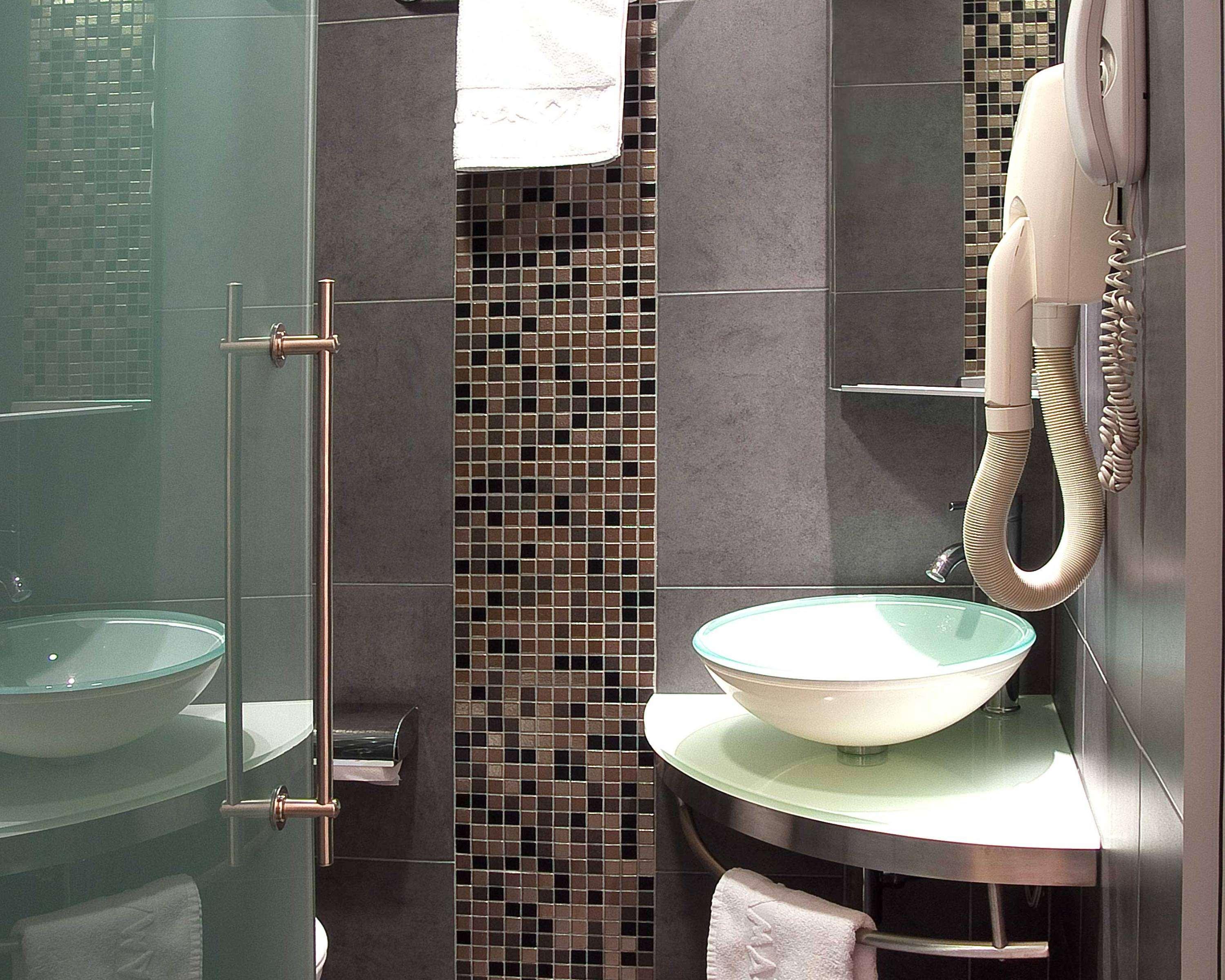 Amazon Hotel - photo