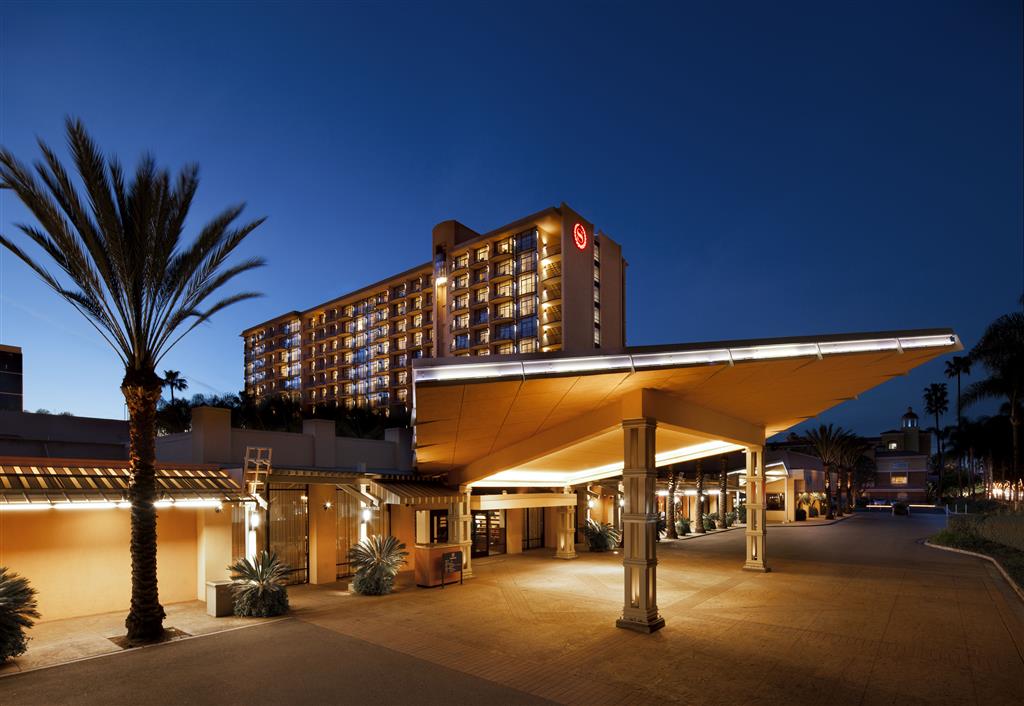 Sheraton Park Hotel at the Anaheim Resort image