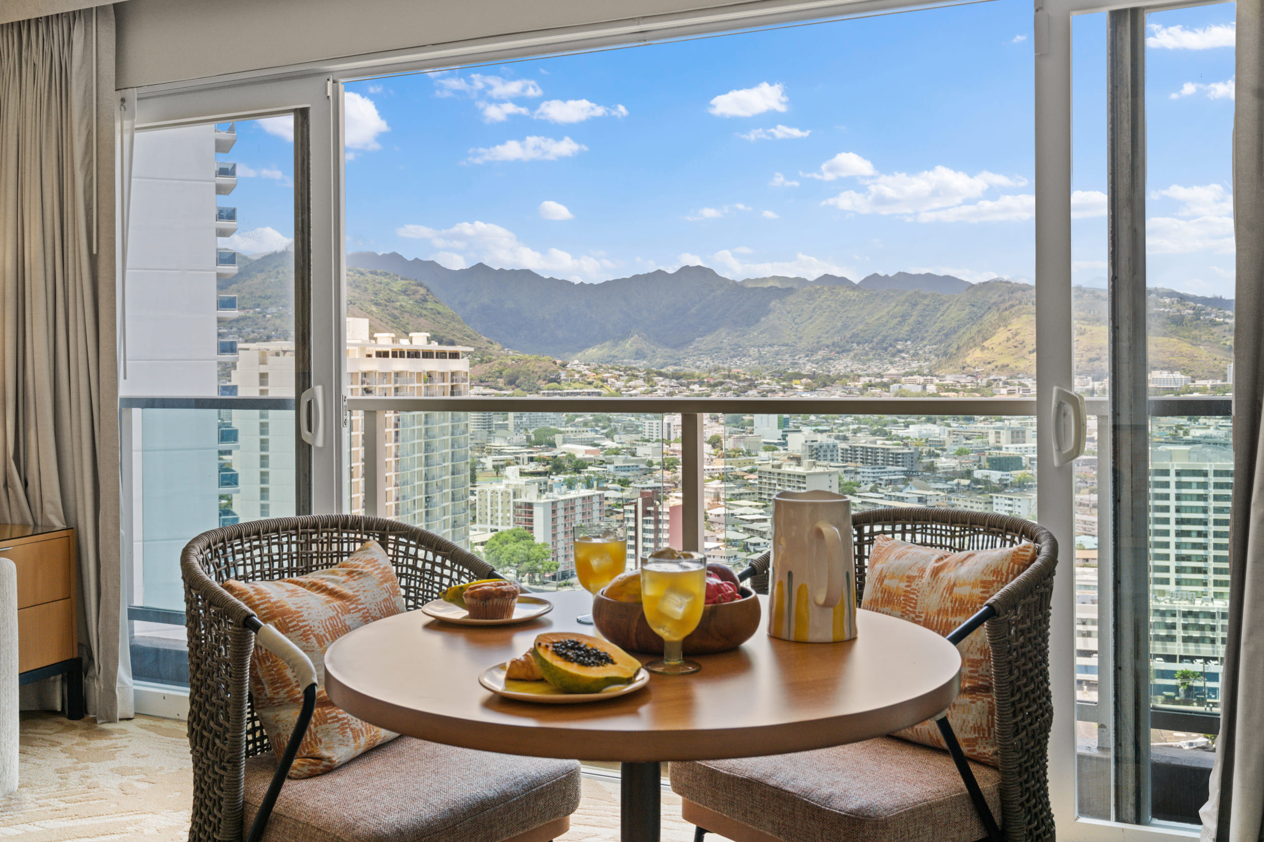 Ala Moana Honolulu by Mantra by null