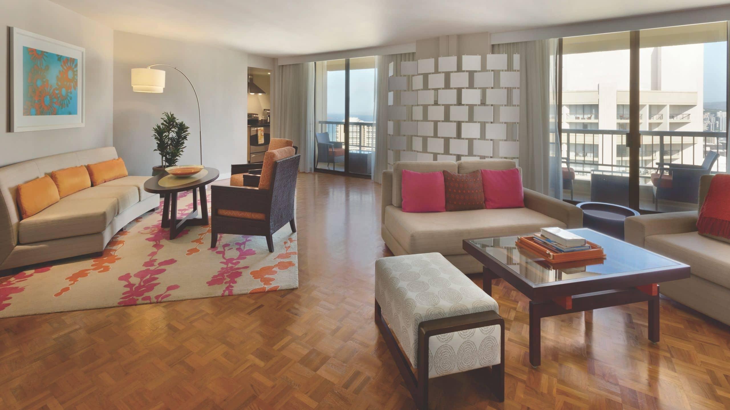 Hyatt Regency Waikiki Beach Resort and Spa by null