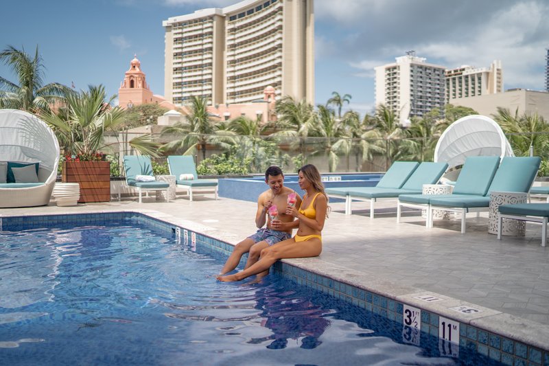 OUTRIGGER Waikiki Beachcomber Hotel by null