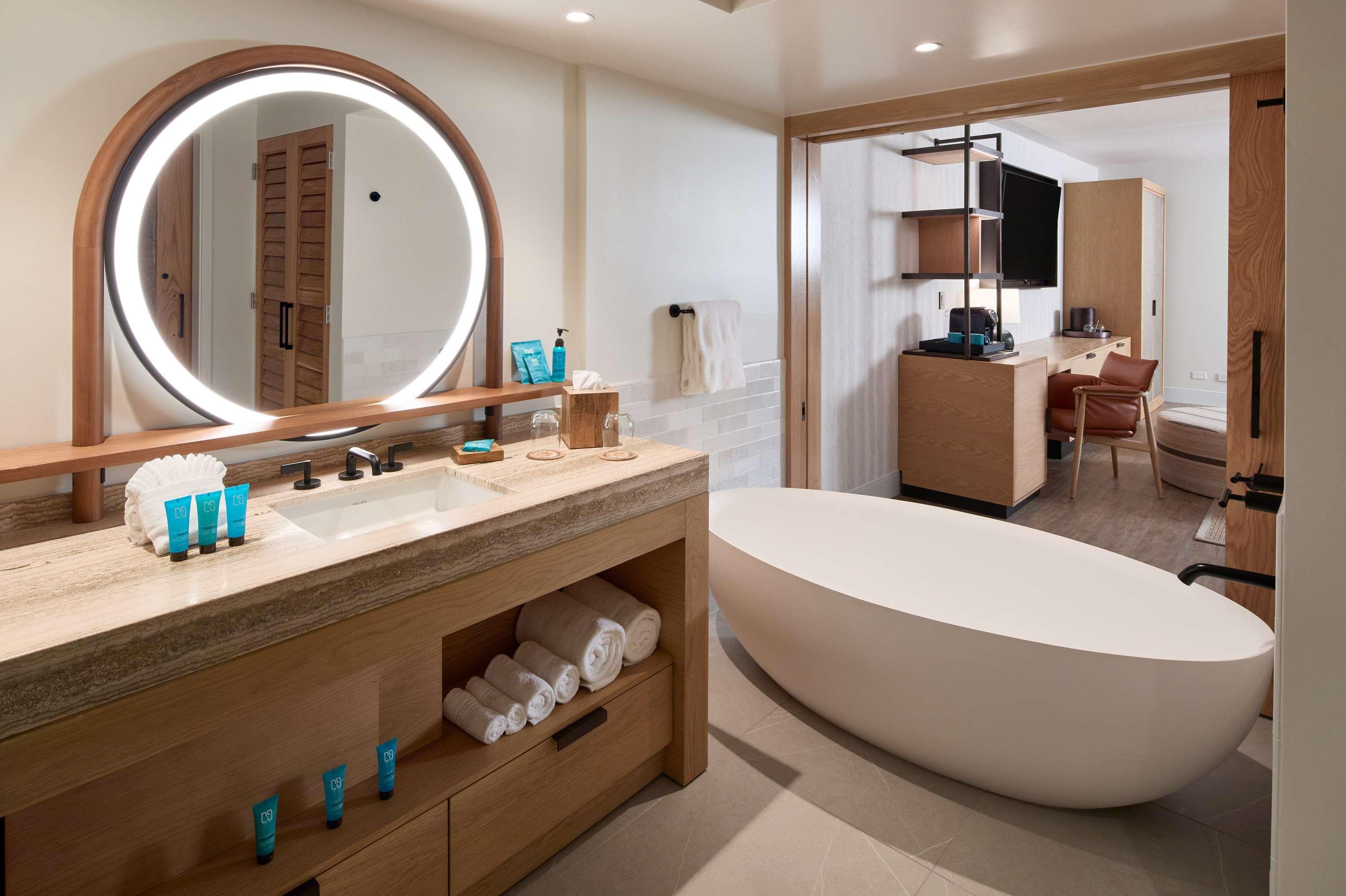 The Ritz-Carlton O‘ahu, Turtle Bay by null