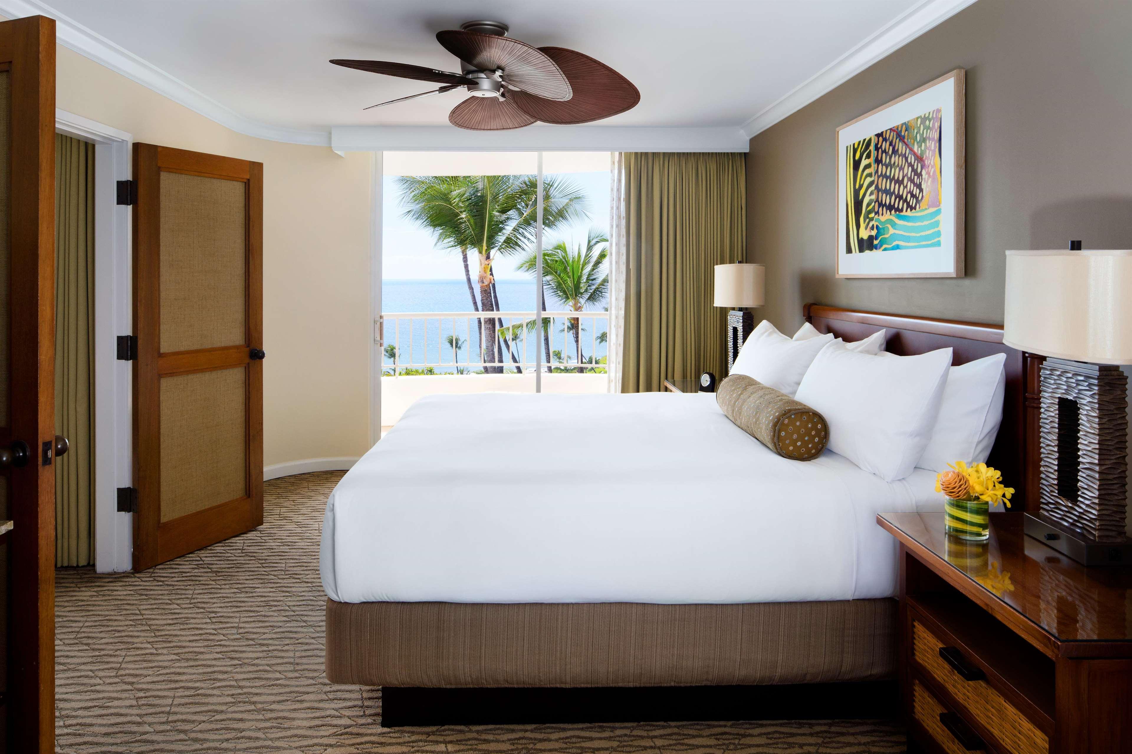 Fairmont Kea Lani, Maui by null